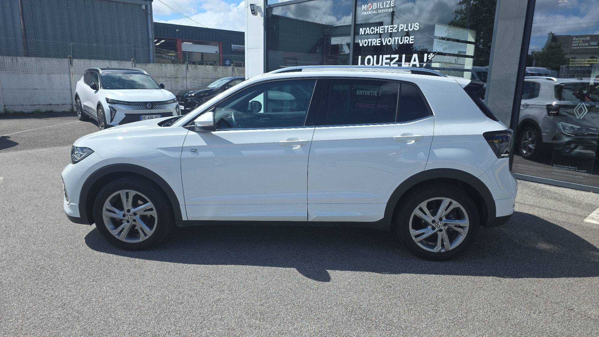 Vente en ligne Volkswagen T-Cross  1.0 TSI 115 Start/Stop DSG7 au prix de 23 790 €