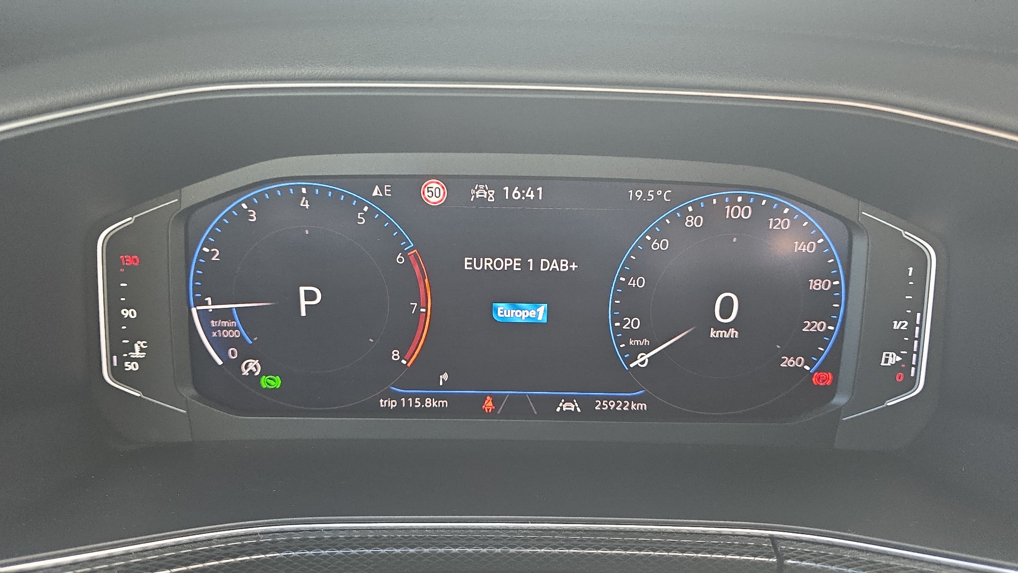 Vente en ligne Volkswagen T-Cross  1.0 TSI 115 Start/Stop DSG7 au prix de 23 790 €