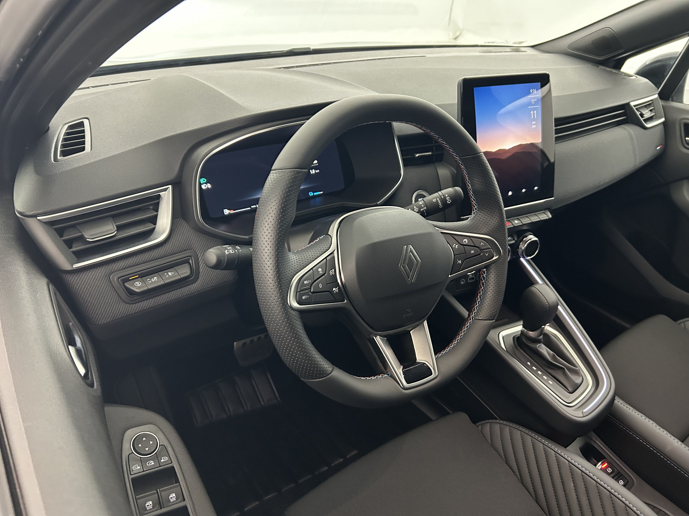 Vente en ligne Renault Clio 5 Clio E-Tech full hybrid 145 ch GSR2 au prix de 24 390 €