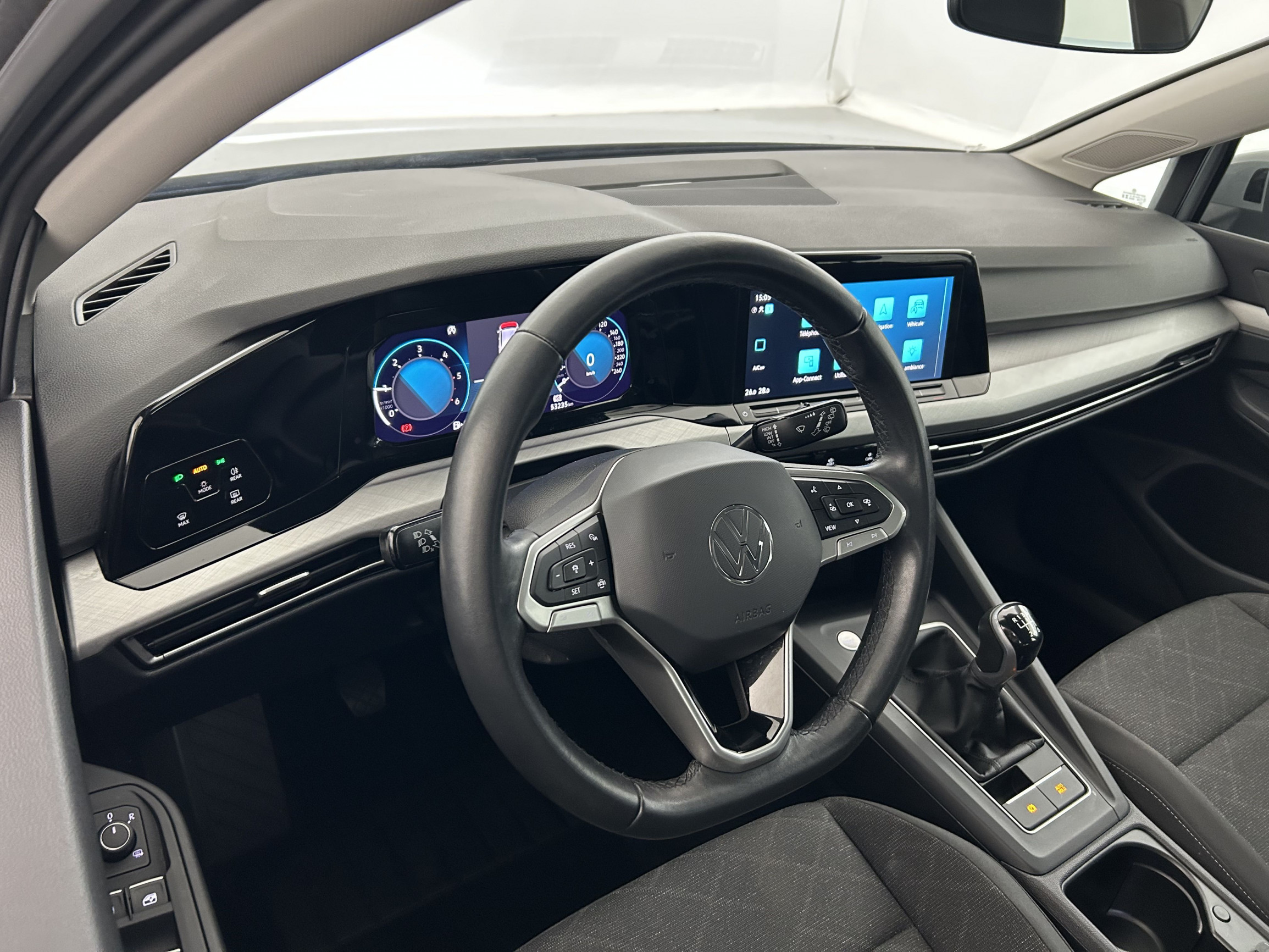 Vente en ligne Volkswagen Golf  2.0 TDI SCR 116 BVM6 au prix de 22 990 €