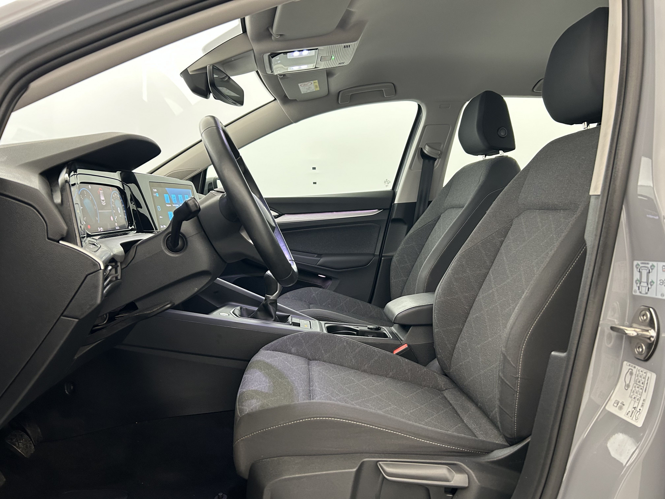 Vente en ligne Volkswagen Golf  2.0 TDI SCR 116 BVM6 au prix de 22 990 €