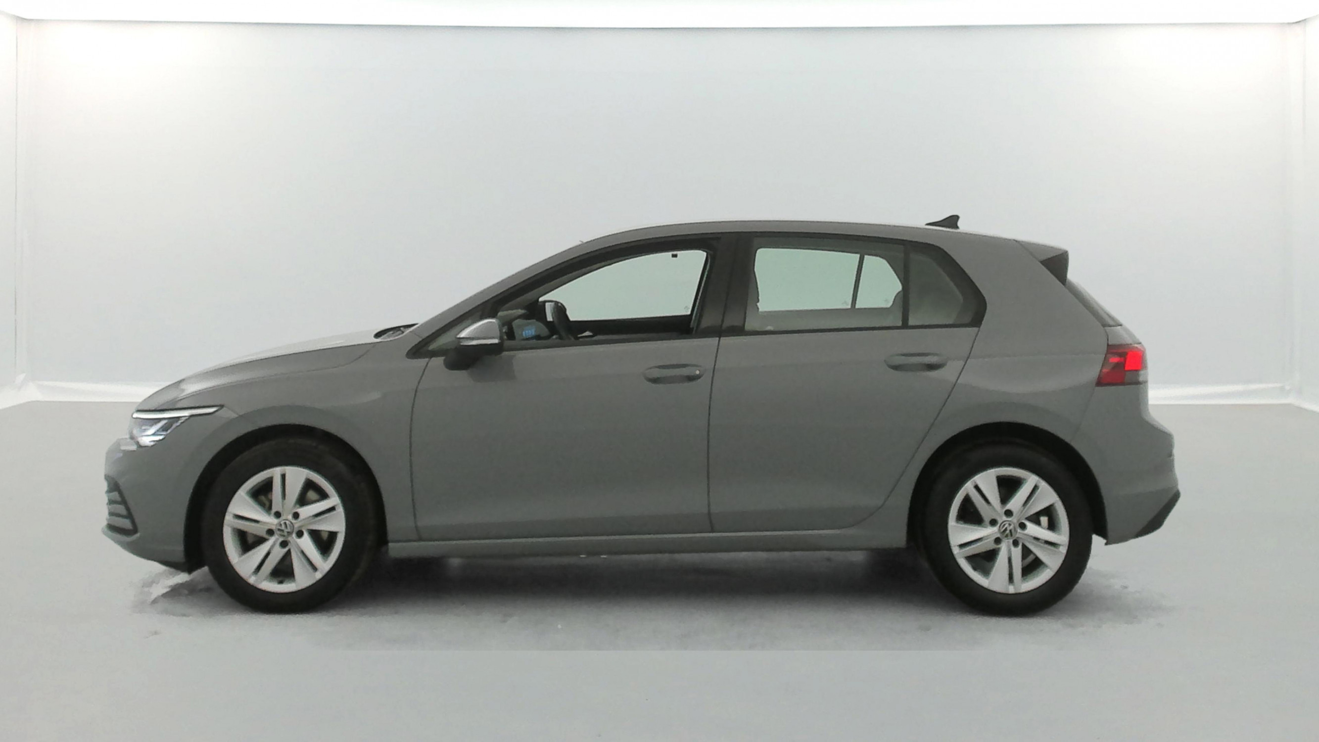 Vente en ligne Volkswagen Golf  2.0 TDI SCR 116 BVM6 au prix de 22 990 €