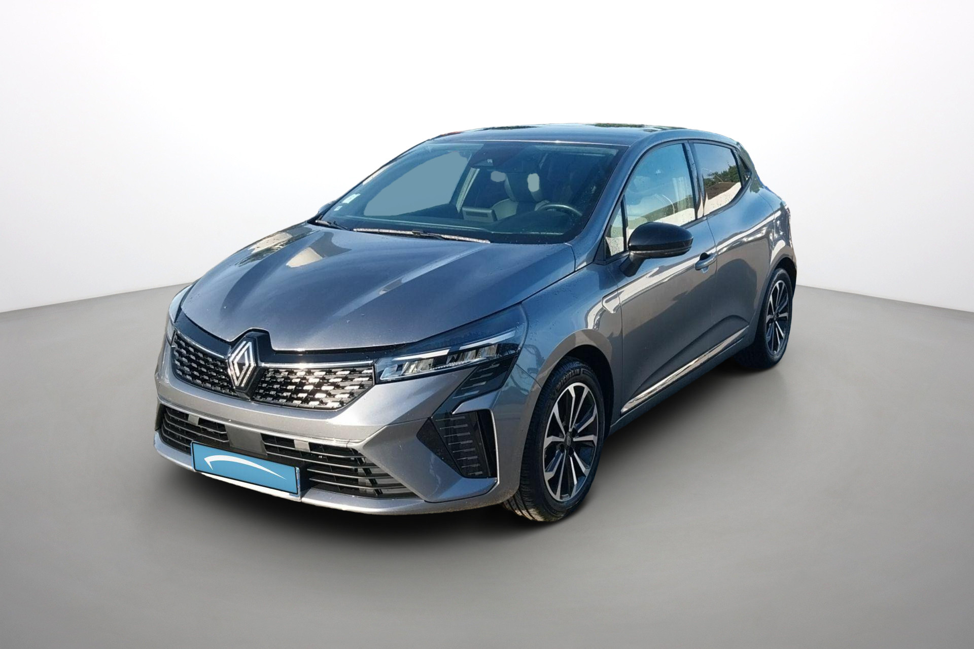 Renault Clio 5 Clio E-Tech hybride 145 occasion de 2023 en vente à Vannes