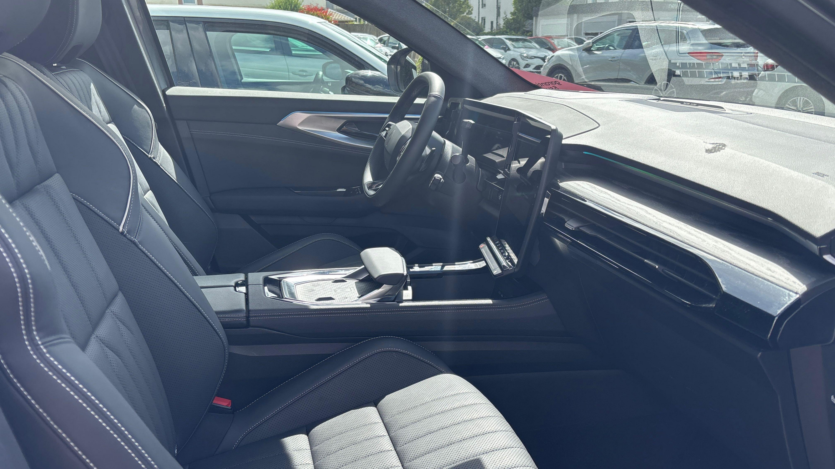 Vente en ligne Renault Espace Espace E-Tech full hybrid 200 GSR2 au prix de 39 590 €