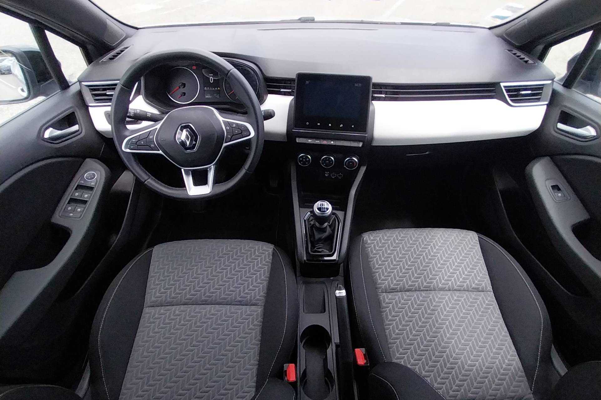Vente en ligne Renault Clio 5 Clio TCe 90 - 21 au prix de 13 790 €