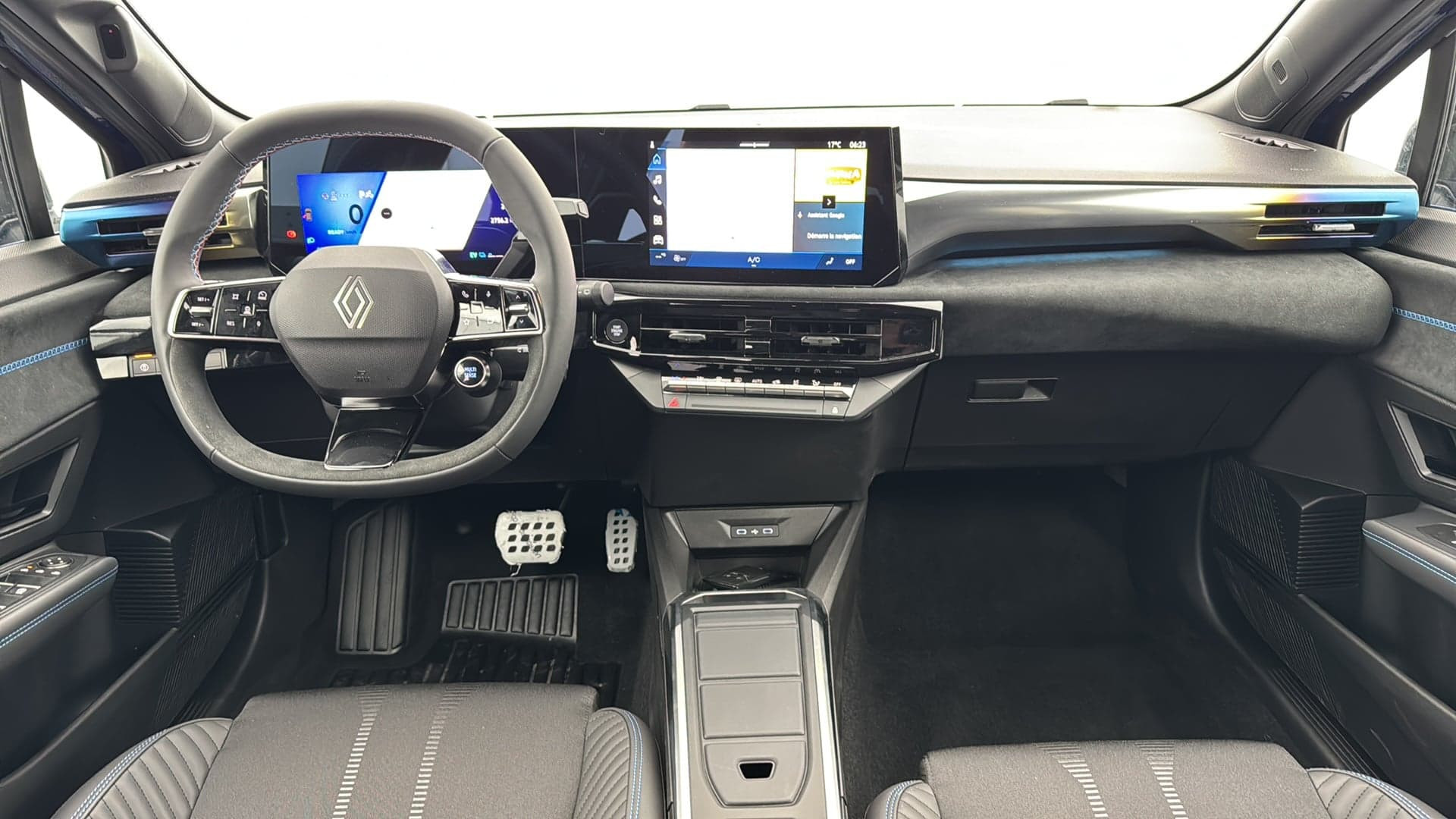 Vente en ligne Renault Clio 6 Clio E-Tech full hybrid 160 ch au prix de 27 690 €