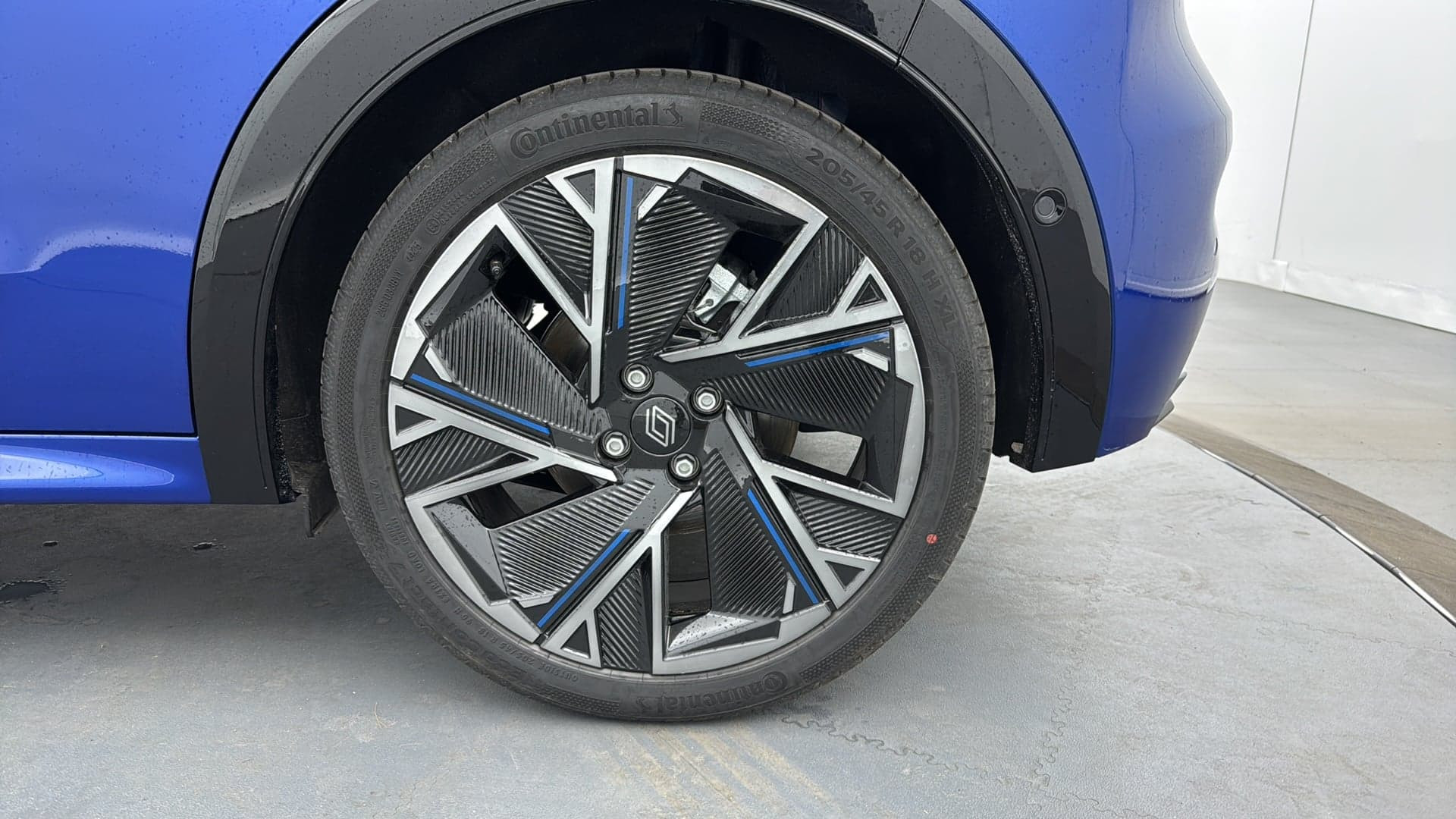 Vente en ligne Renault Clio 6 Clio E-Tech full hybrid 160 ch au prix de 27 690 €