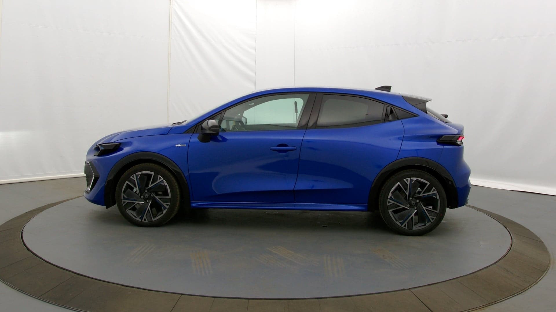 Vente en ligne Renault Clio 6 Clio E-Tech full hybrid 160 ch au prix de 27 690 €