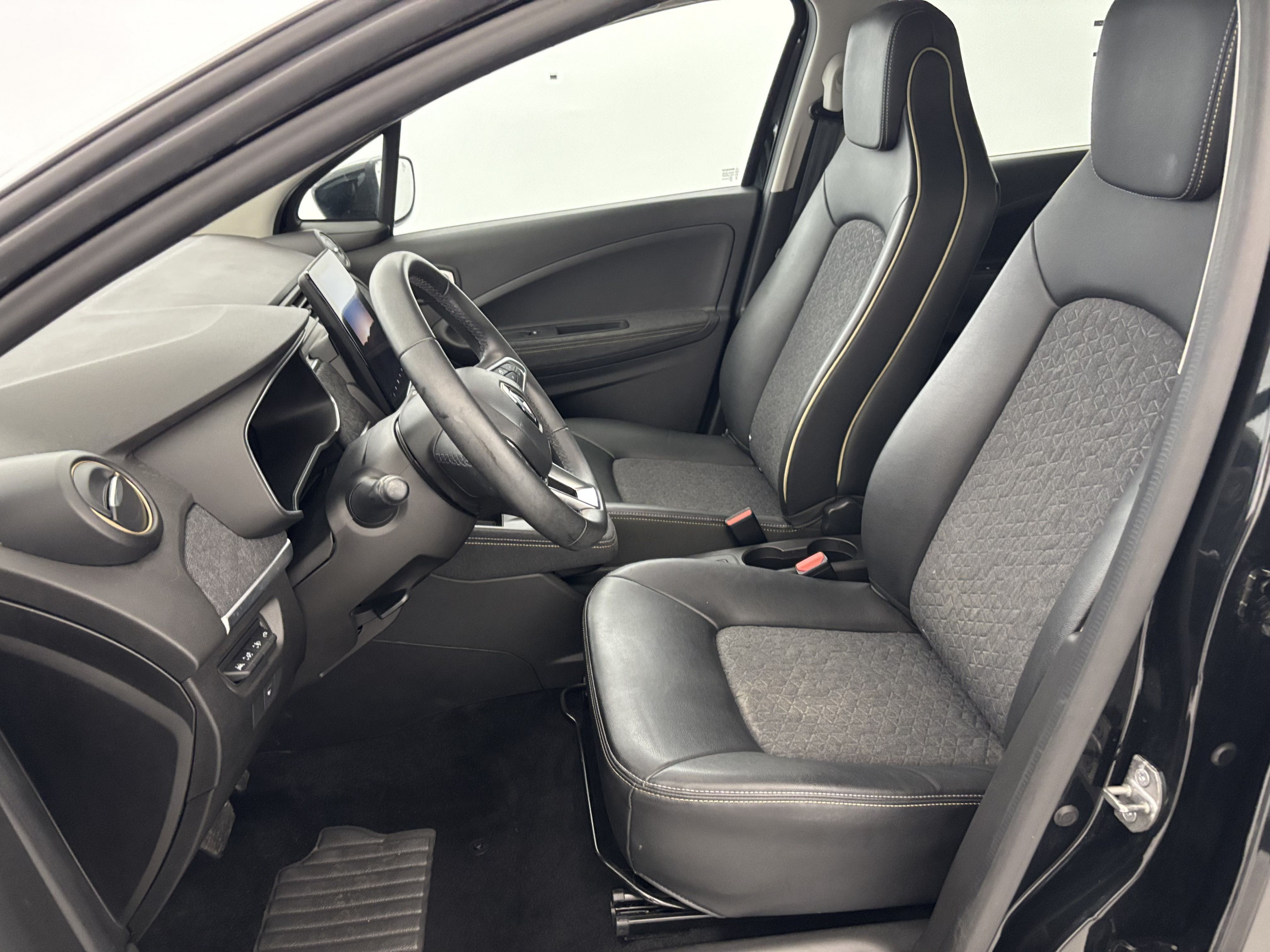 Vente en ligne Renault Zoé Zoe R135 - MY22 au prix de 19 990 €