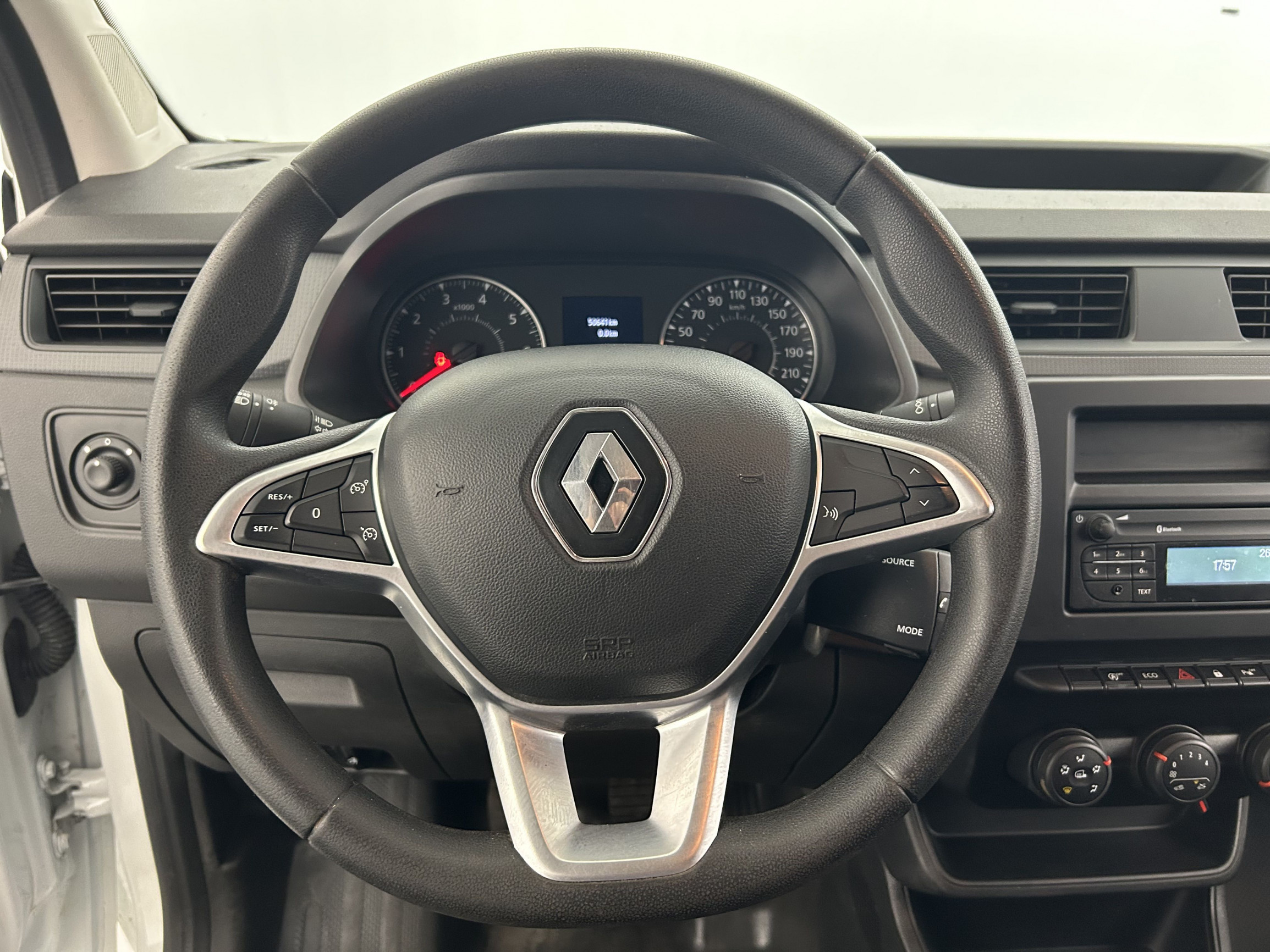 Vente en ligne Renault Express Van  BLUE DCI 95 - 22 au prix de 15 290 €