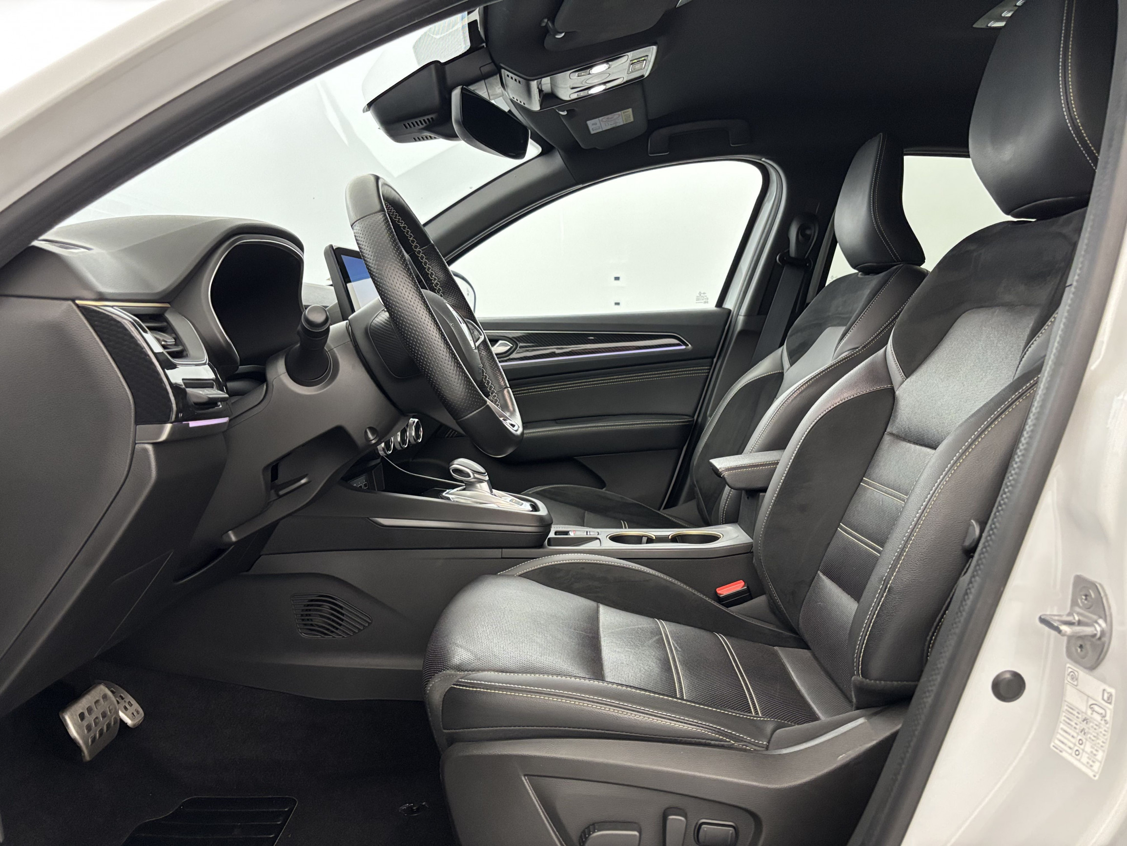 Vente en ligne Renault Arkana  E-Tech hybride 145 - 22 au prix de 22 990 €
