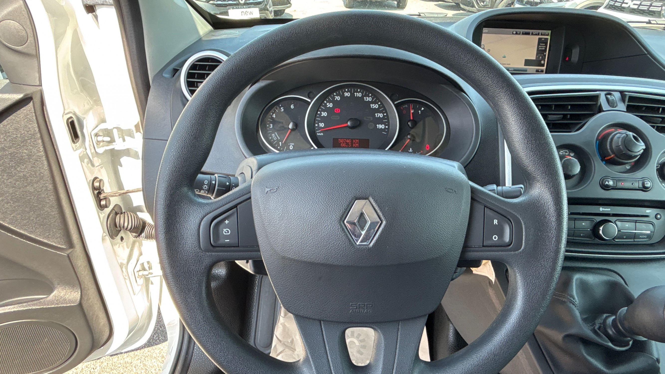 Vente en ligne Renault Kangoo Express  GRAND VOLUME BLUE DCI 95 au prix de 13 790 €