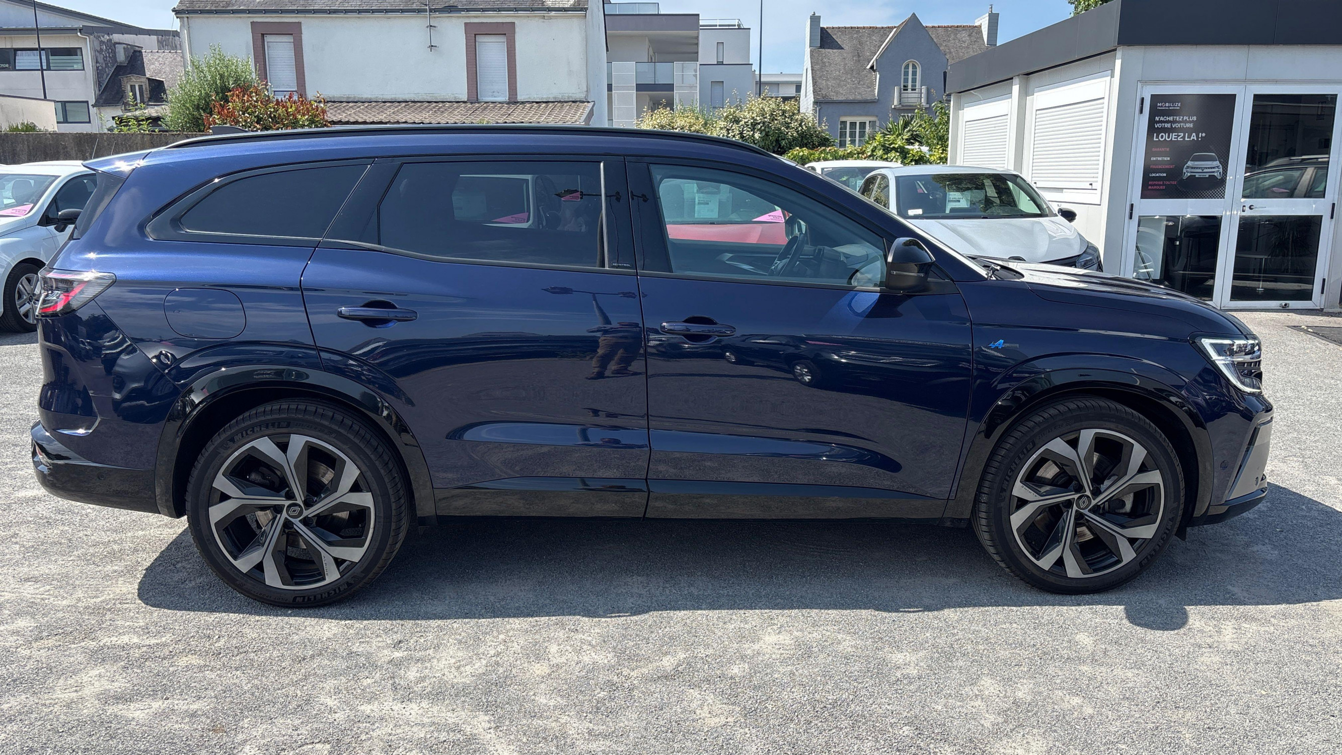 Vente en ligne Renault Espace Espace E-Tech hybrid 200 esprit Alpine au prix de 32 290 €