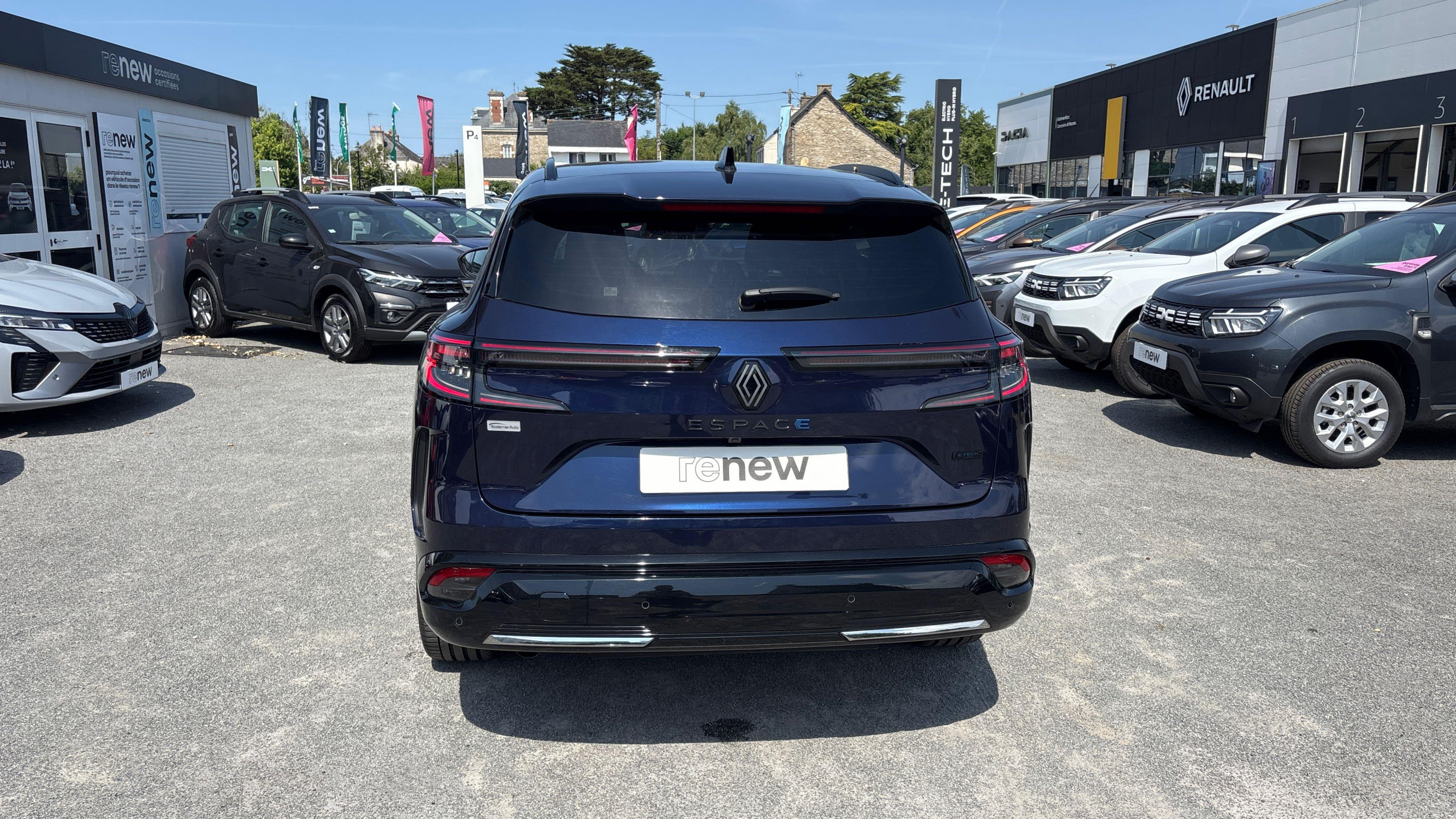 Vente en ligne Renault Espace Espace E-Tech hybrid 200 esprit Alpine au prix de 32 290 €