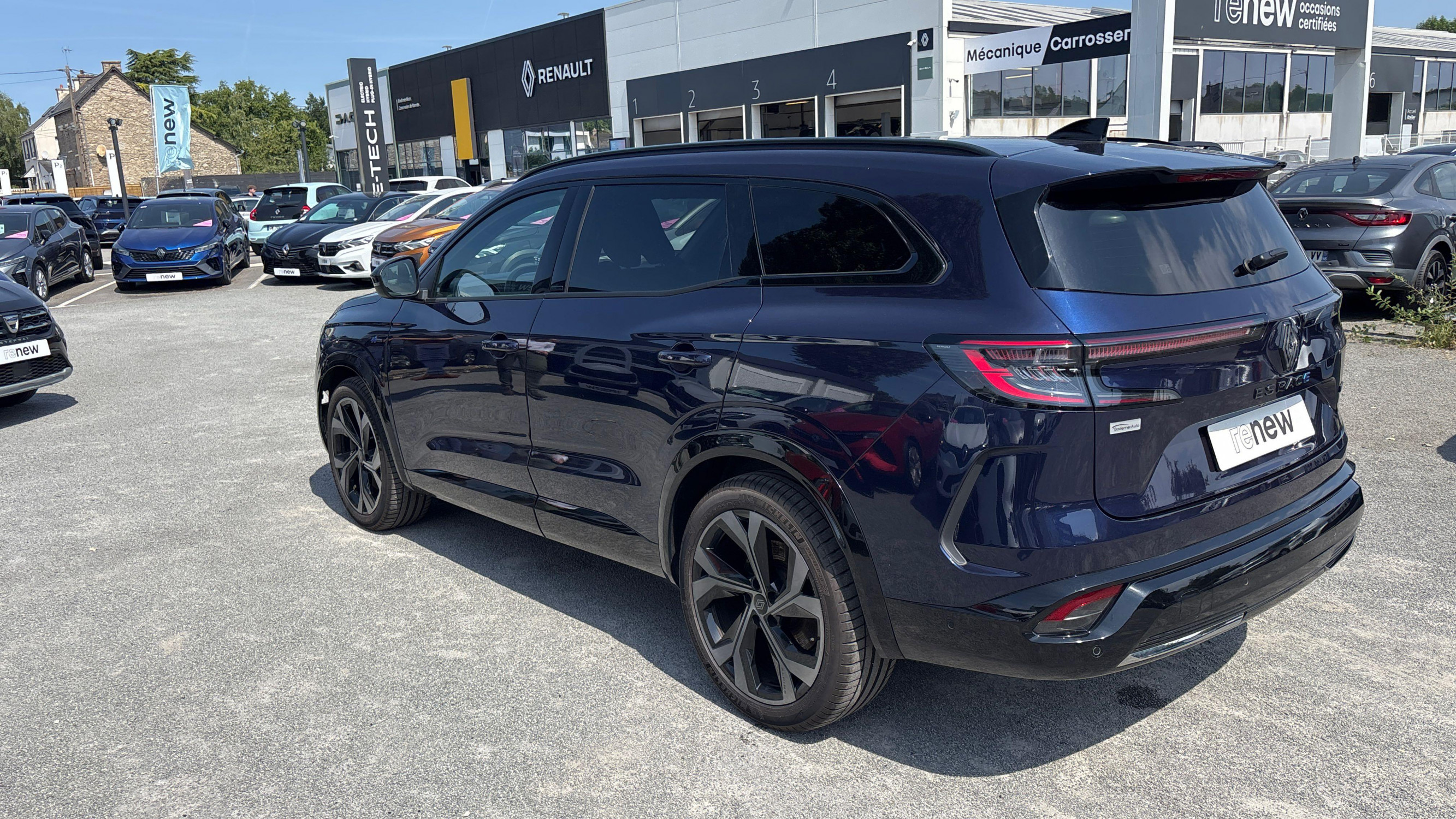 Vente en ligne Renault Espace Espace E-Tech hybrid 200 esprit Alpine au prix de 32 290 €