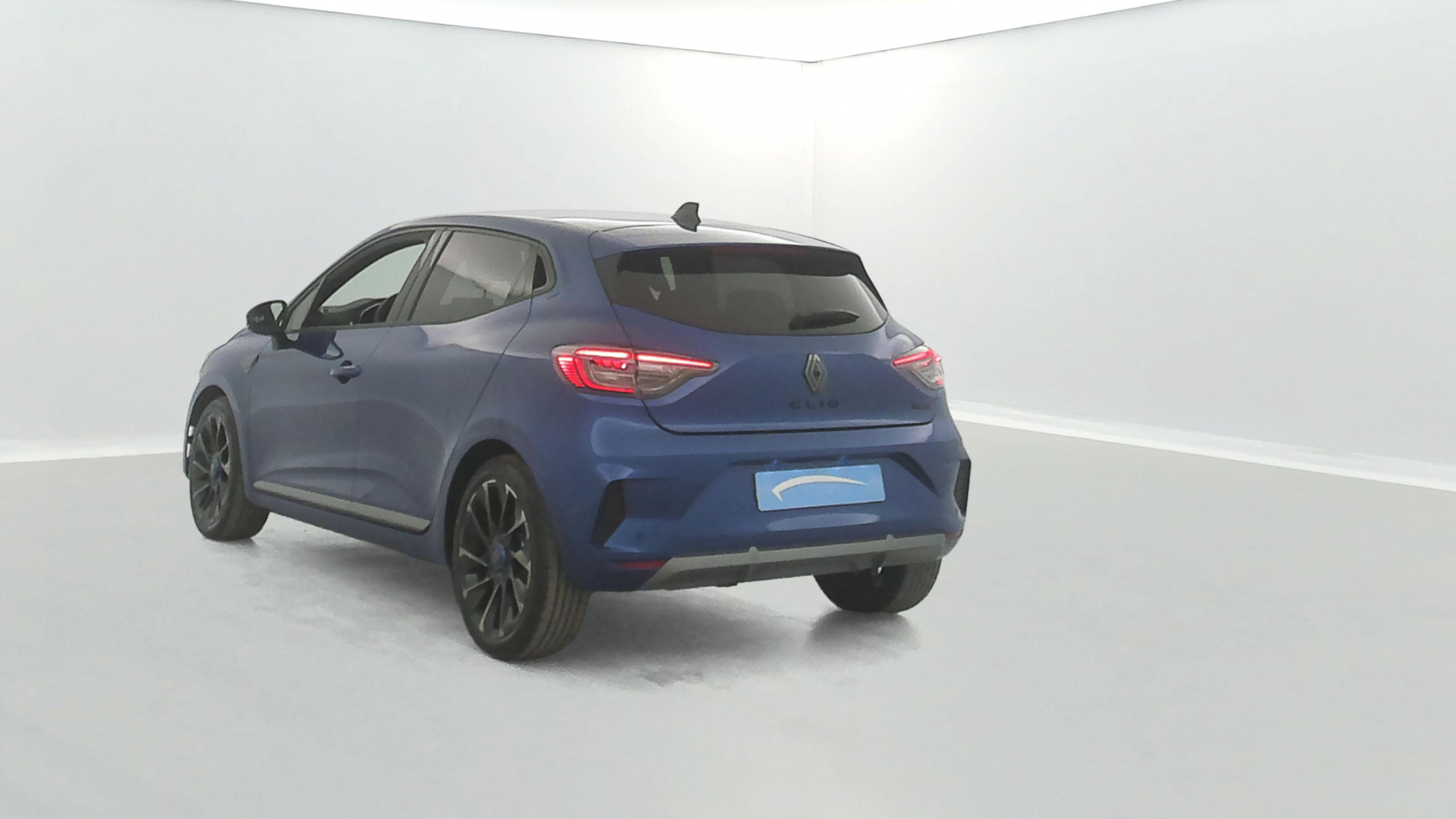Vente en ligne Renault Clio 5 Clio E-Tech full hybrid 145 ch GSR2 au prix de 22 490 €