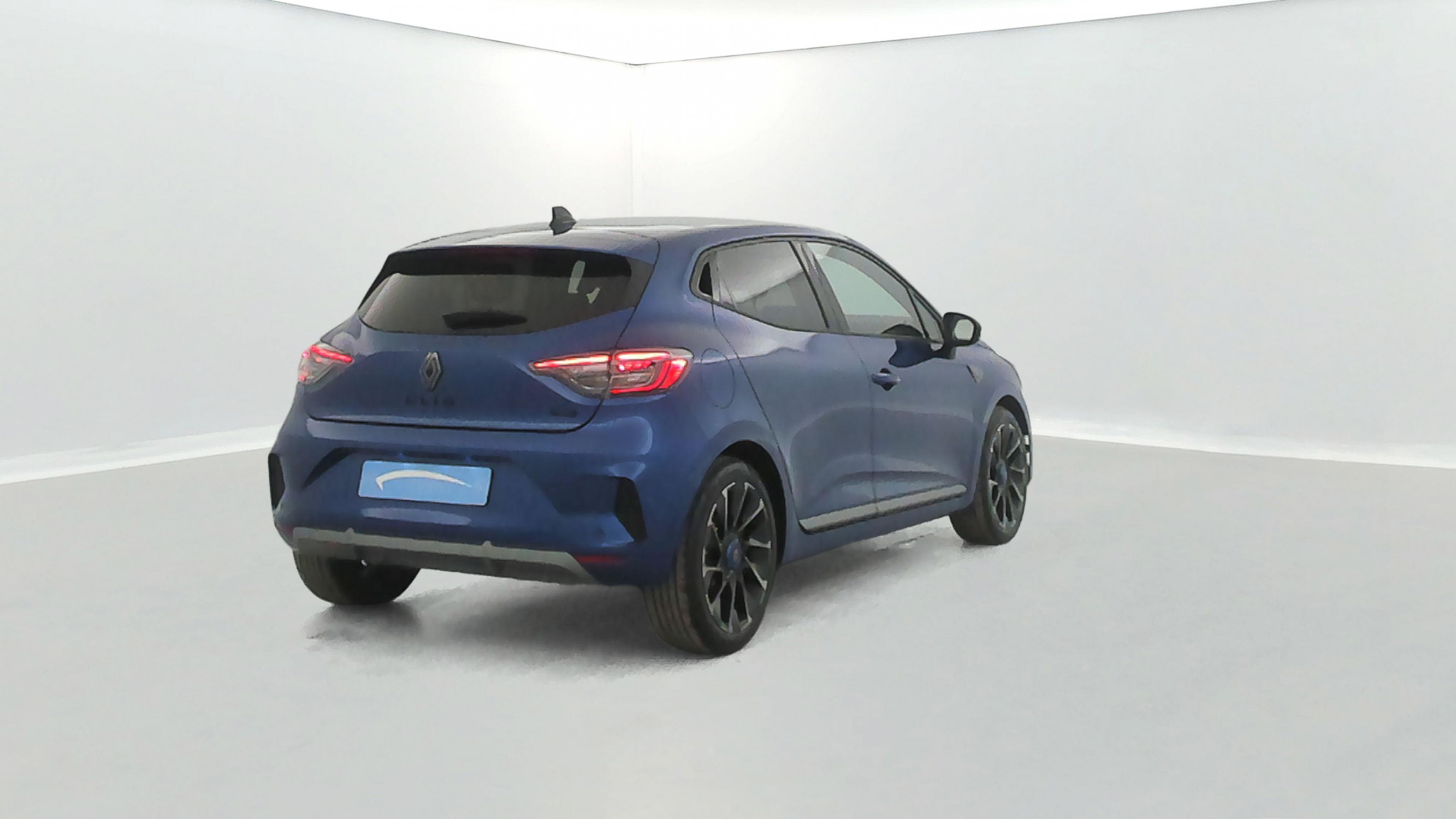 Vente en ligne Renault Clio 5 Clio E-Tech full hybrid 145 ch GSR2 au prix de 22 490 €