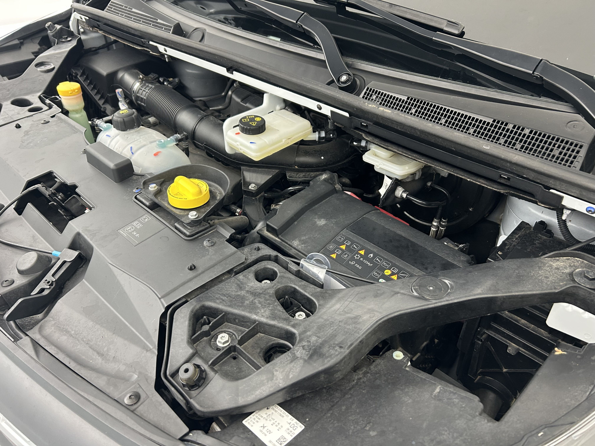 Vente en ligne Renault Trafic 3 Fourgon TRAFIC FGN L2H1 3000 KG BLUE DCI 130 au prix de 22 790 €