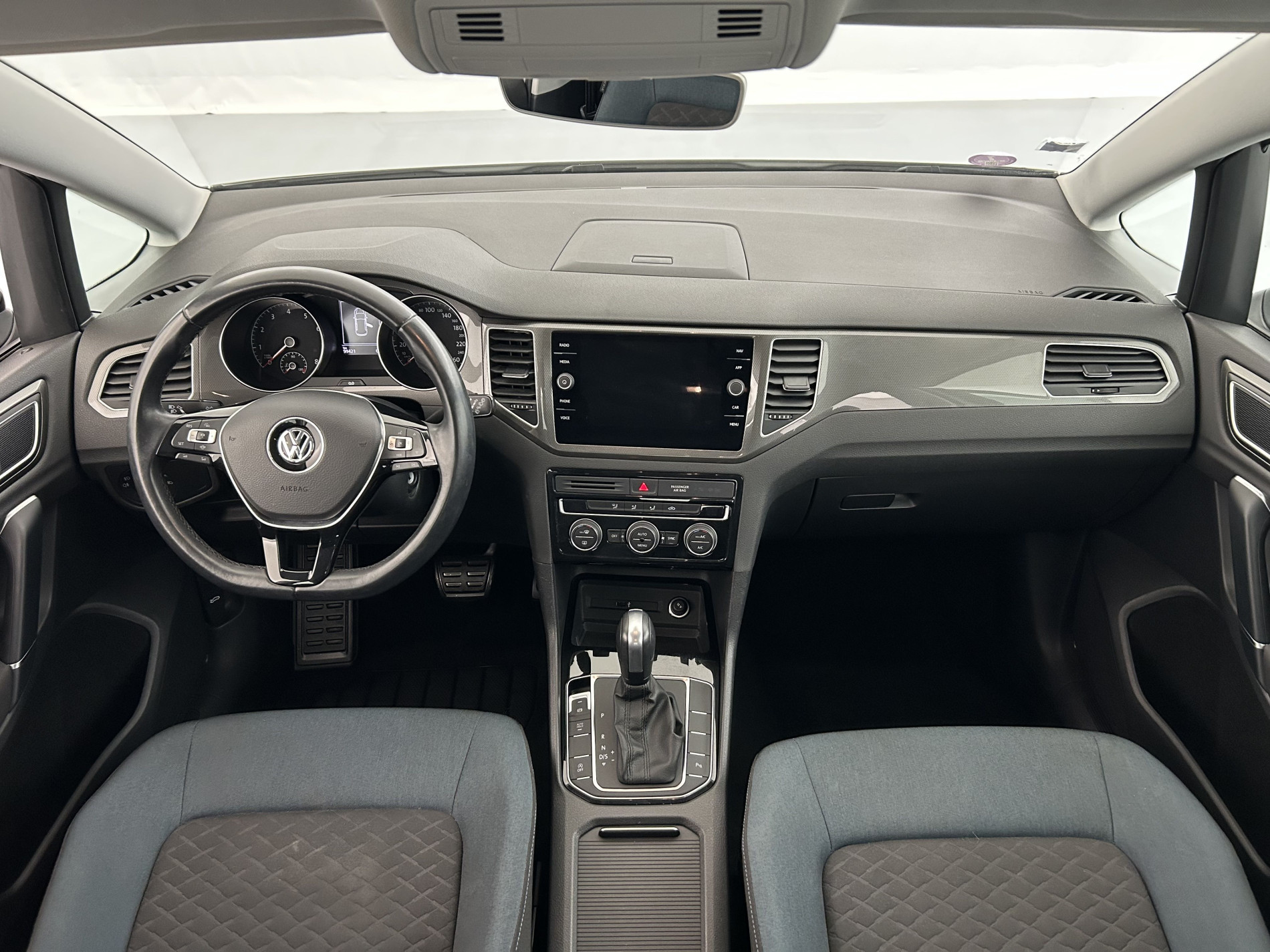 Vente en ligne Volkswagen Golf SW  1.5 TSI 150 EVO DSG7 au prix de 19 490 €