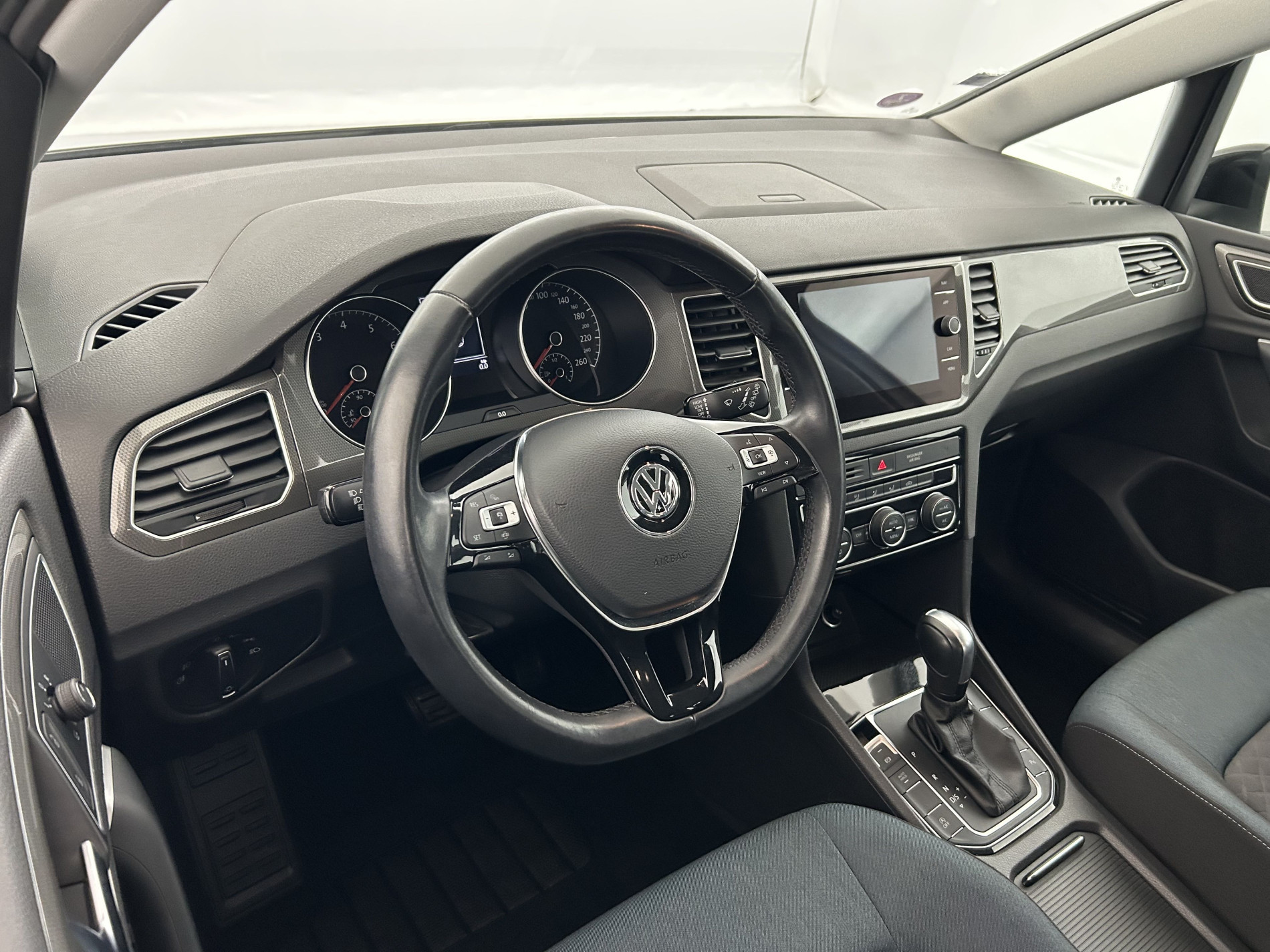Vente en ligne Volkswagen Golf SW  1.5 TSI 150 EVO DSG7 au prix de 19 490 €