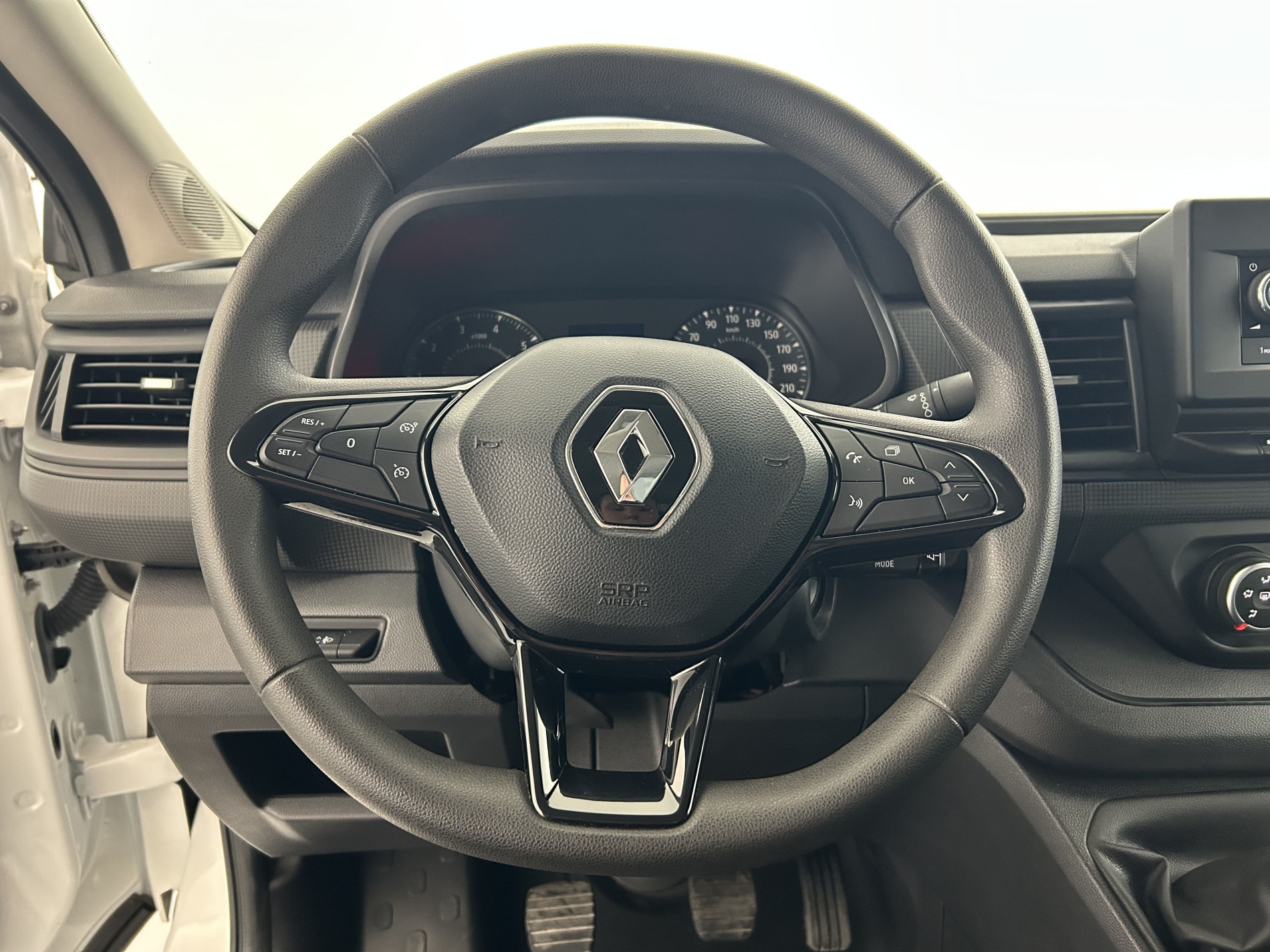 Vente en ligne Renault Trafic 3 Fourgon TRAFIC FGN L2H1 3000 KG BLUE DCI 130 au prix de 22 790 €