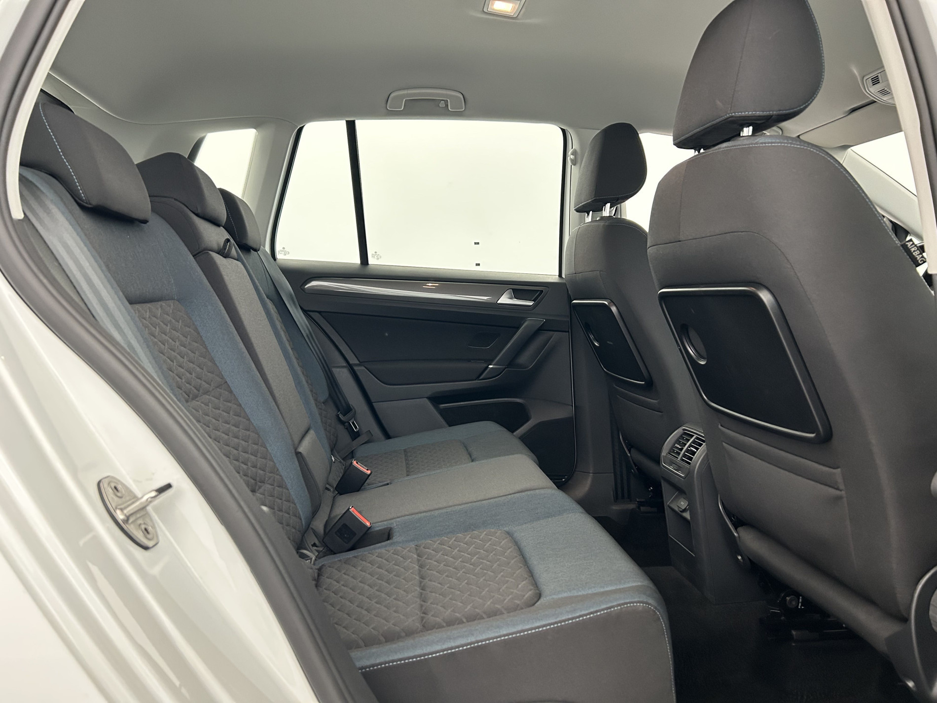 Vente en ligne Volkswagen Golf SW  1.5 TSI 150 EVO DSG7 au prix de 19 490 €