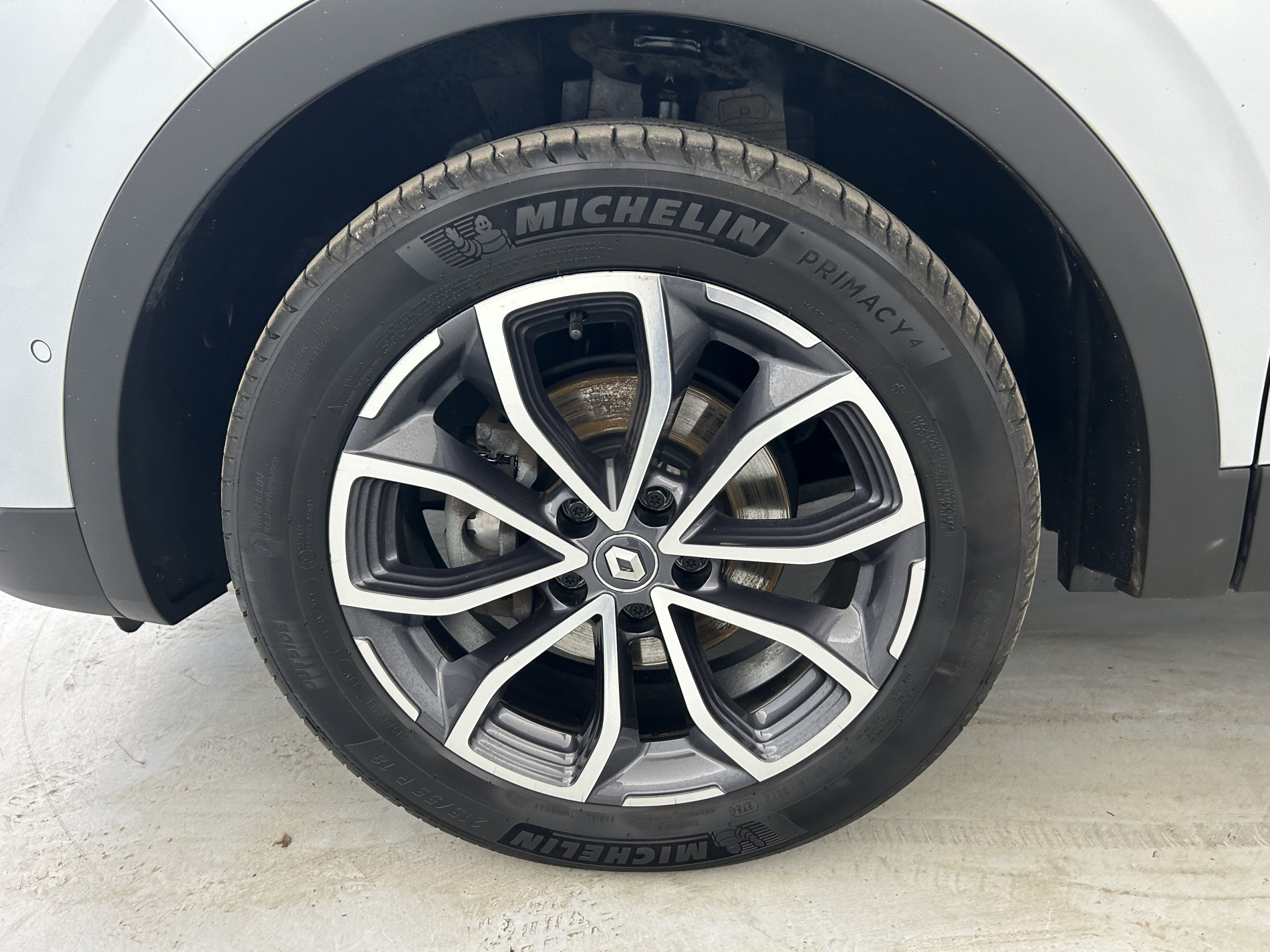 Vente en ligne Renault Kadjar  TCe 140 FAP EDC au prix de 15 490 €