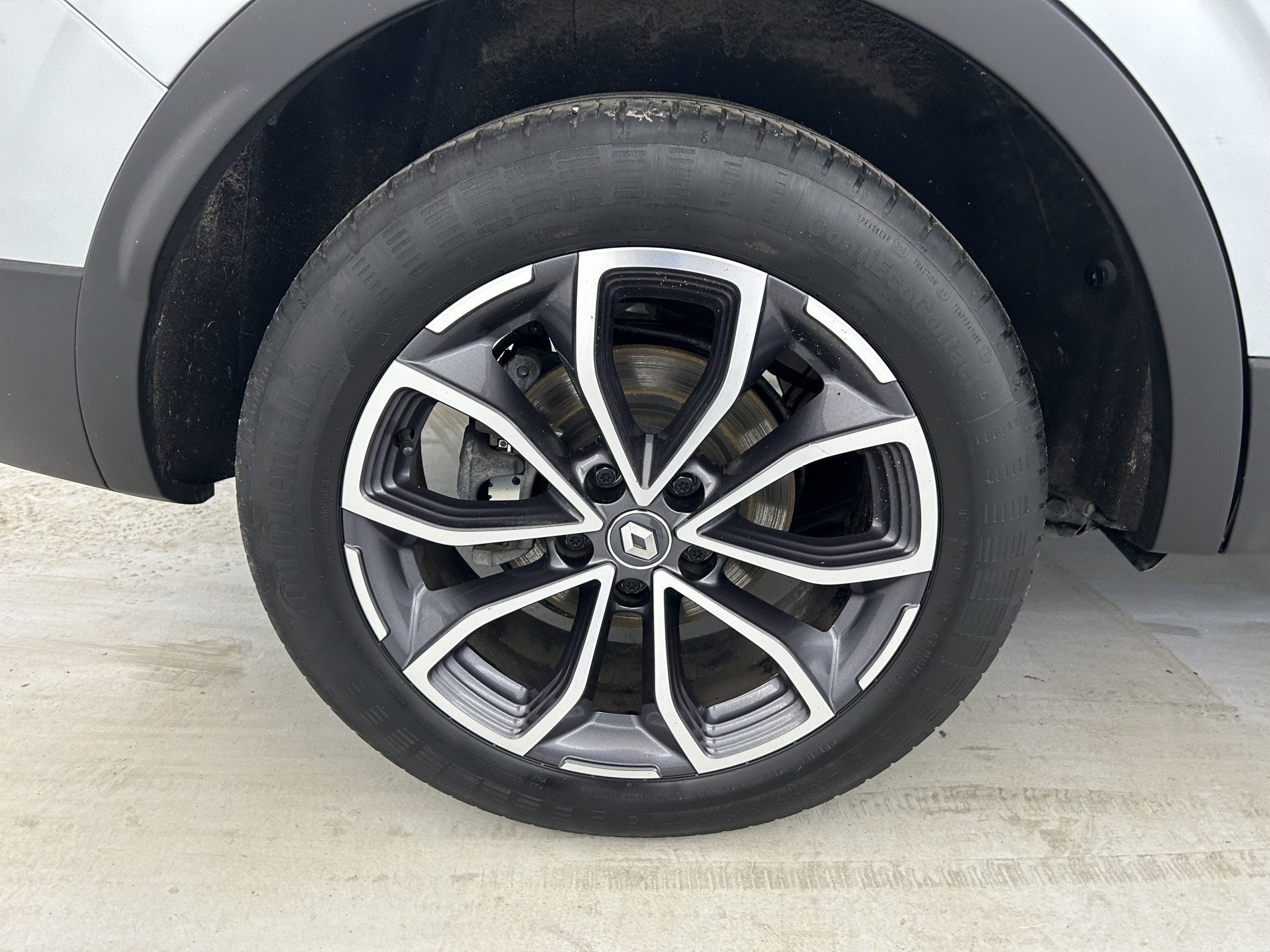 Vente en ligne Renault Kadjar  TCe 140 FAP EDC au prix de 15 490 €