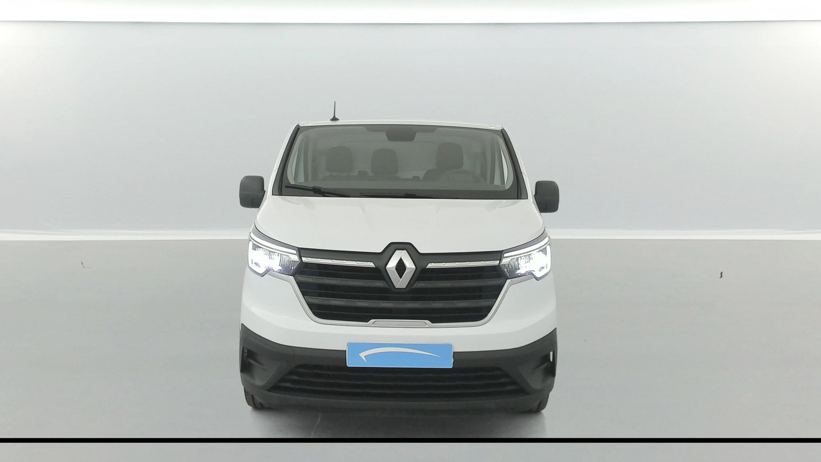 Vente en ligne Renault Trafic 3 Fourgon TRAFIC FGN L2H1 3000 KG BLUE DCI 130 au prix de 22 790 €