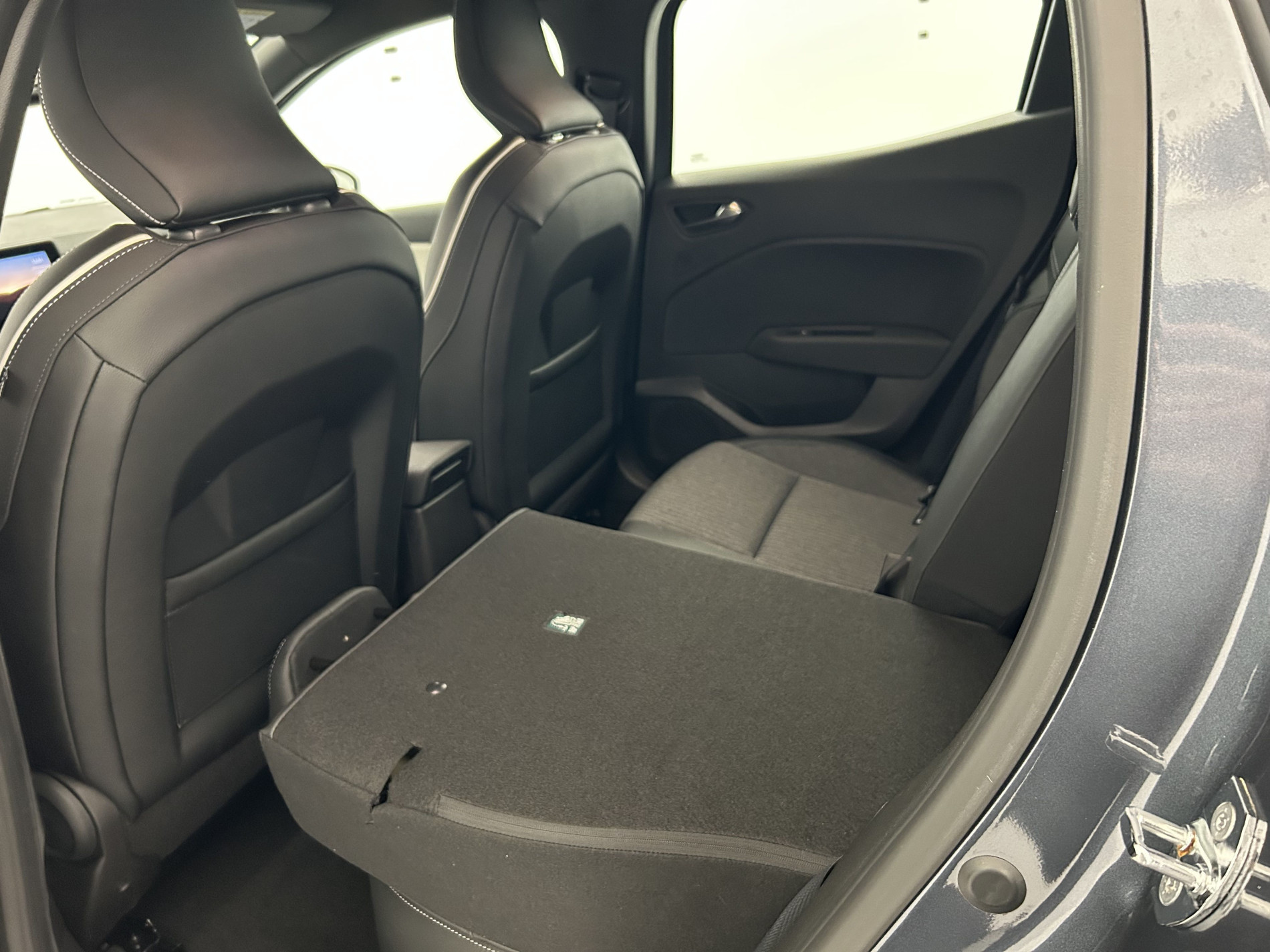 Vente en ligne Renault Clio 5 Clio TCe 90 - 21N au prix de 14 990 €