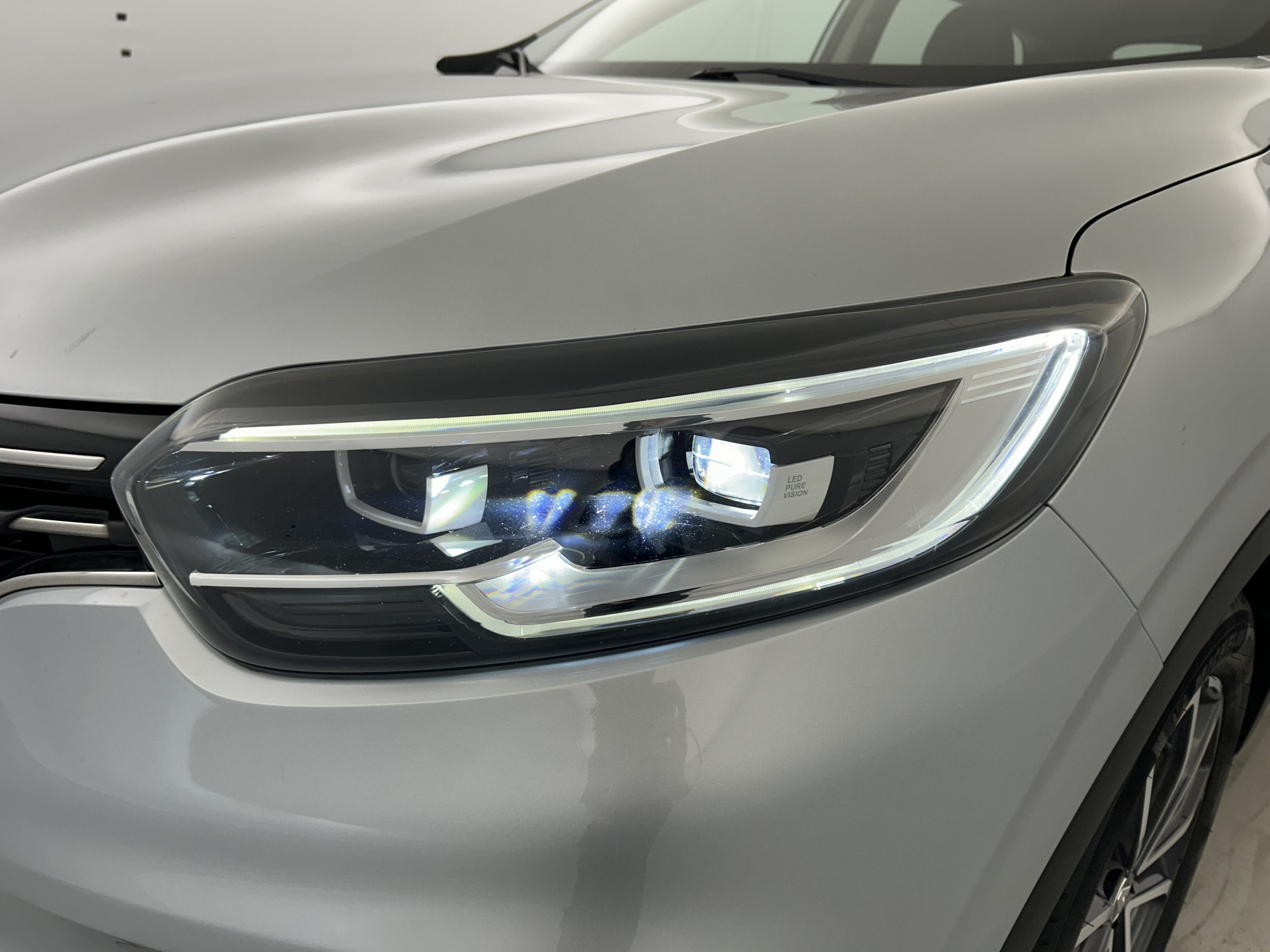 Vente en ligne Renault Kadjar  TCe 140 FAP EDC au prix de 15 490 €