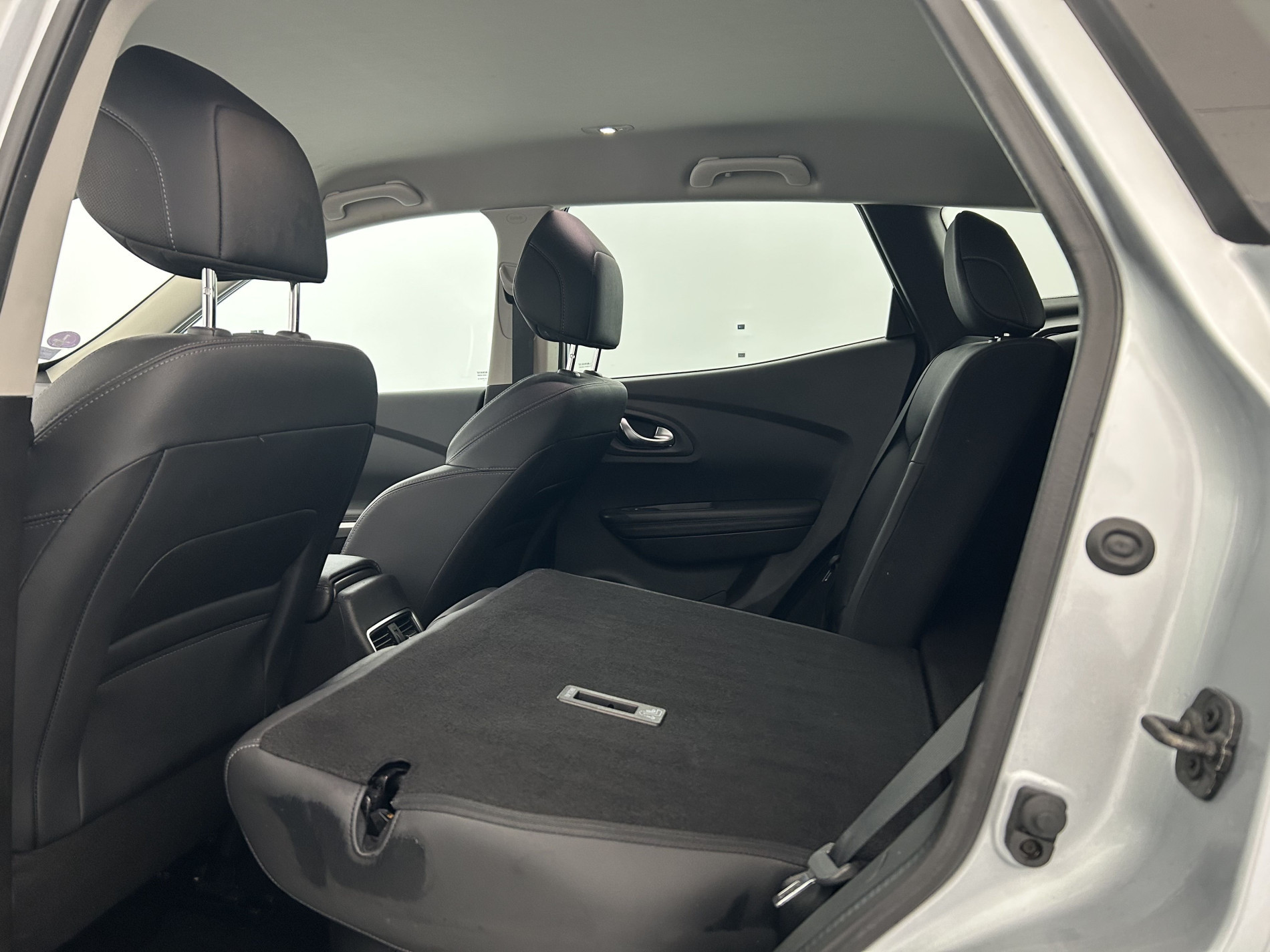 Vente en ligne Renault Kadjar  TCe 140 FAP EDC au prix de 15 490 €