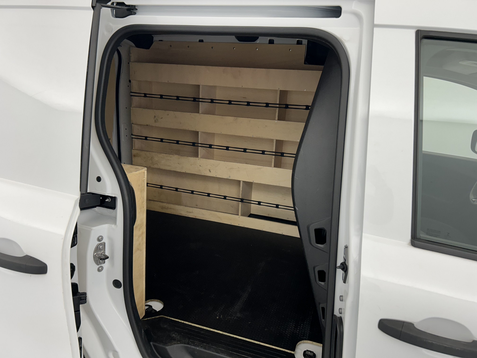 Vente en ligne Renault Kangoo Van  BLUE DCI 95 EDC au prix de 13 490 €
