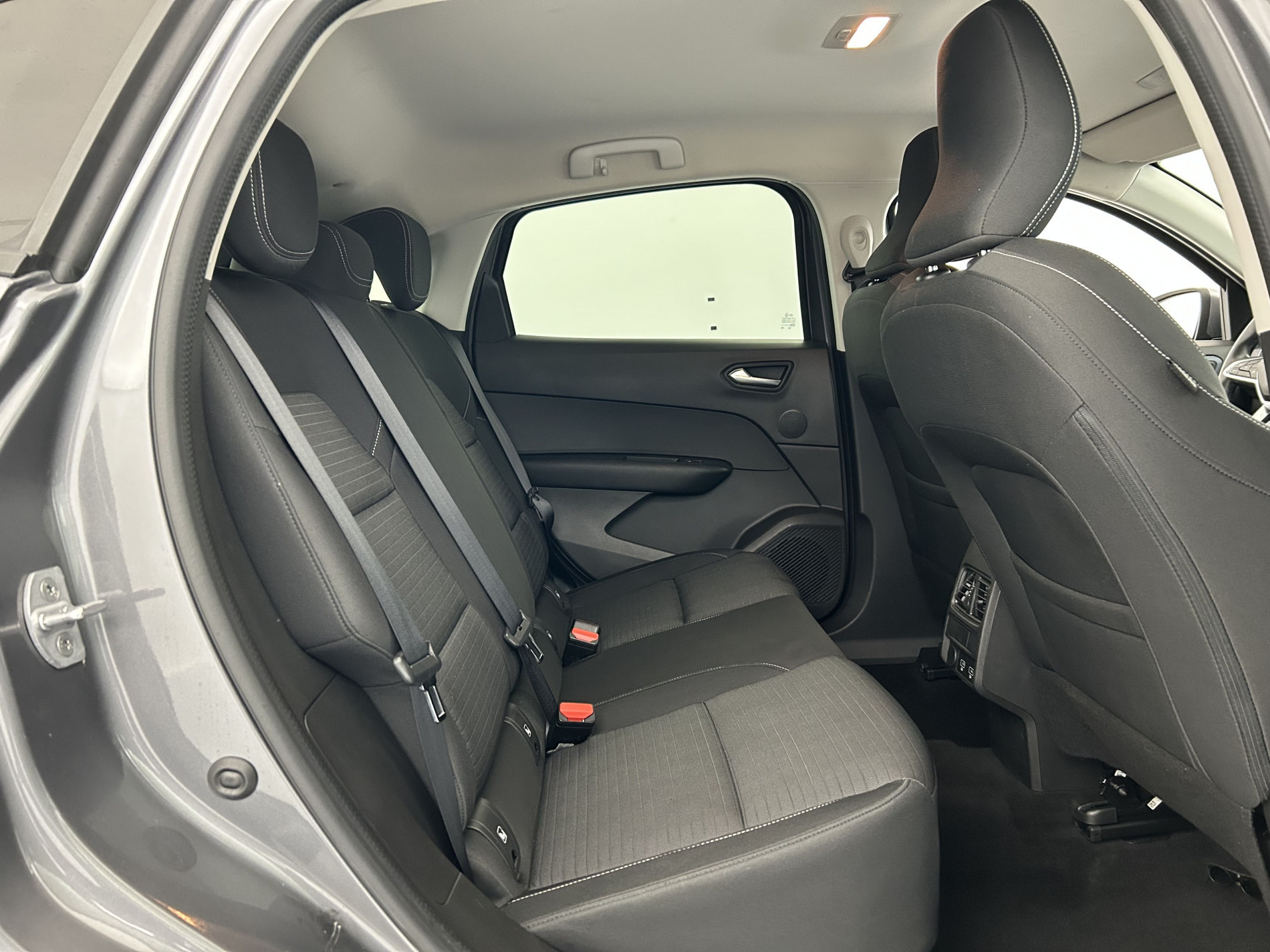 Vente en ligne Renault Arkana  mild hybrid 140 EDC FAP - 22 au prix de 17 490 €