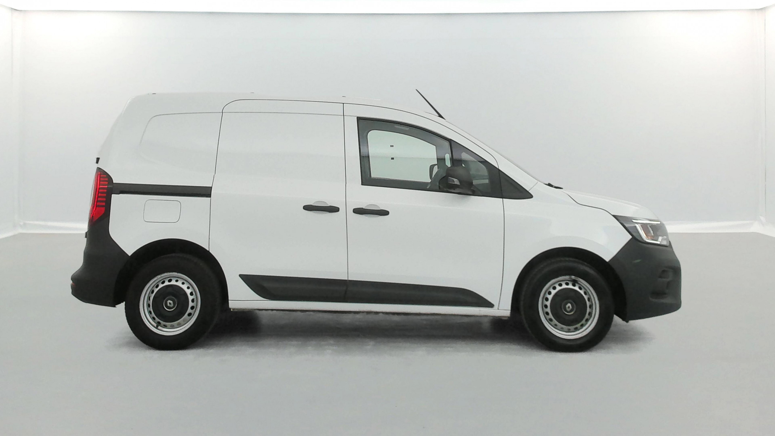 Vente en ligne Renault Kangoo Van  BLUE DCI 95 EDC au prix de 13 490 €