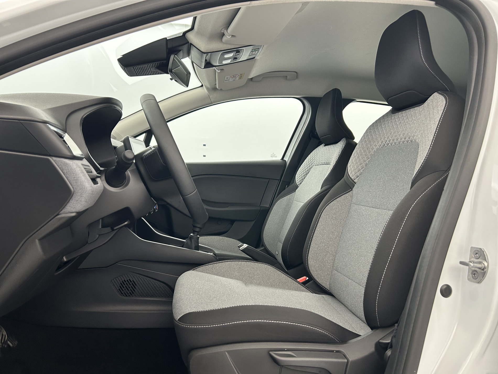 Vente en ligne Renault Clio 5 Clio Blue dCi 100 ch GSR2 au prix de 17 690 €
