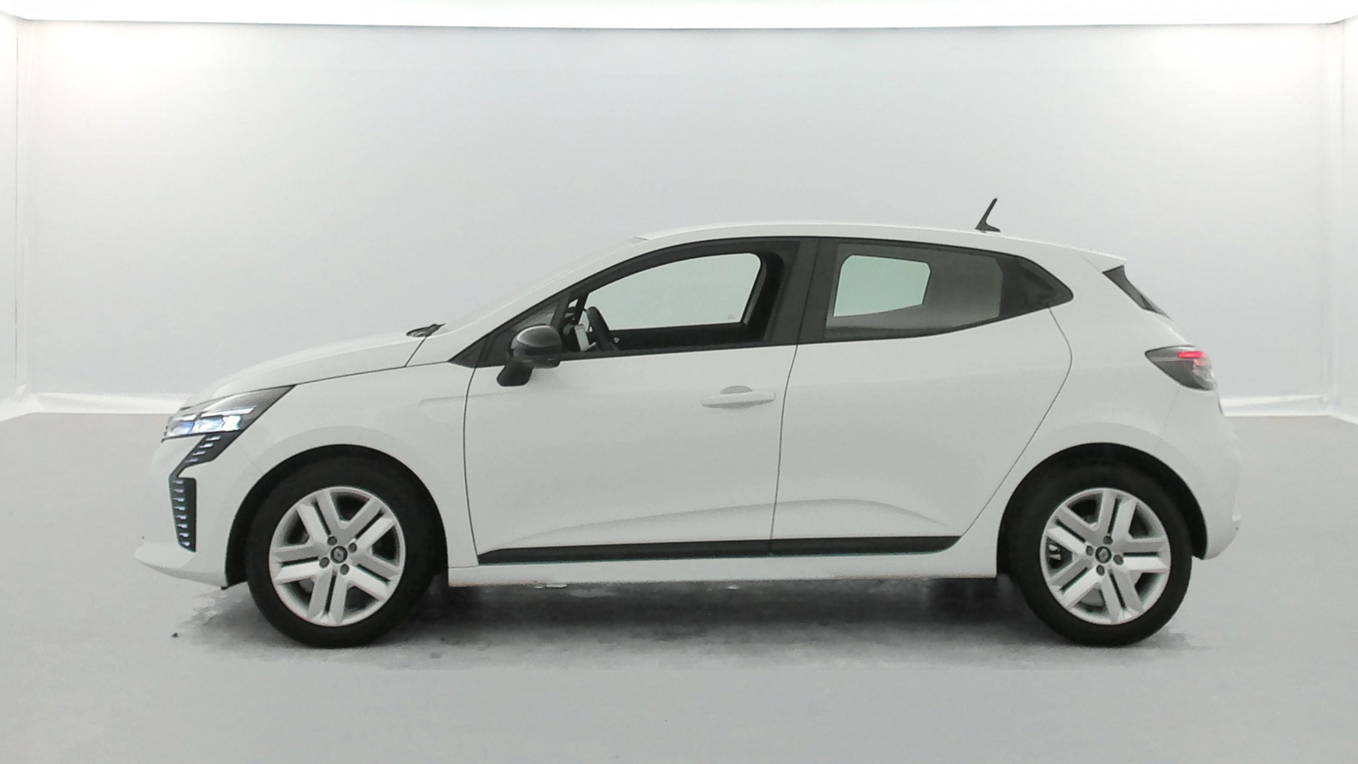 Vente en ligne Renault Clio 5 Clio SCe 65 ch GSR2 au prix de 14 990 €
