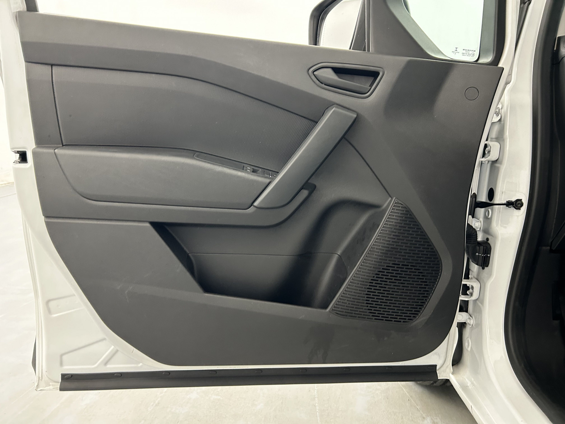 Vente en ligne Renault Kangoo Van  BLUE DCI 95 EDC au prix de 13 490 €