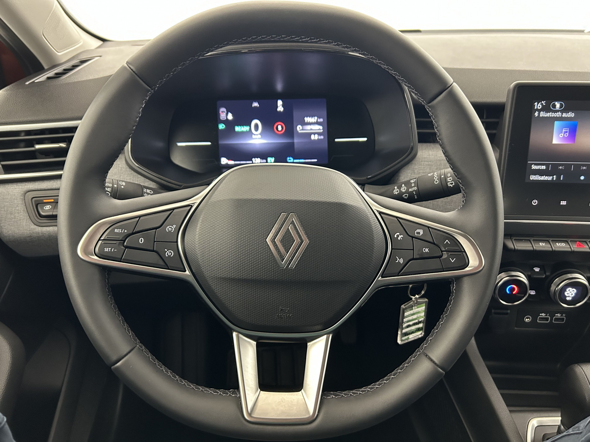 Vente en ligne Renault Clio 5 Clio E-Tech full hybrid 145 ch GSR2 au prix de 18 990 €
