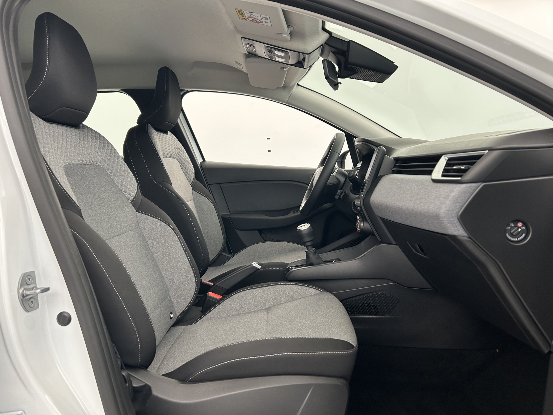 Vente en ligne Renault Clio 5 Clio Blue dCi 100 ch GSR2 au prix de 17 690 €