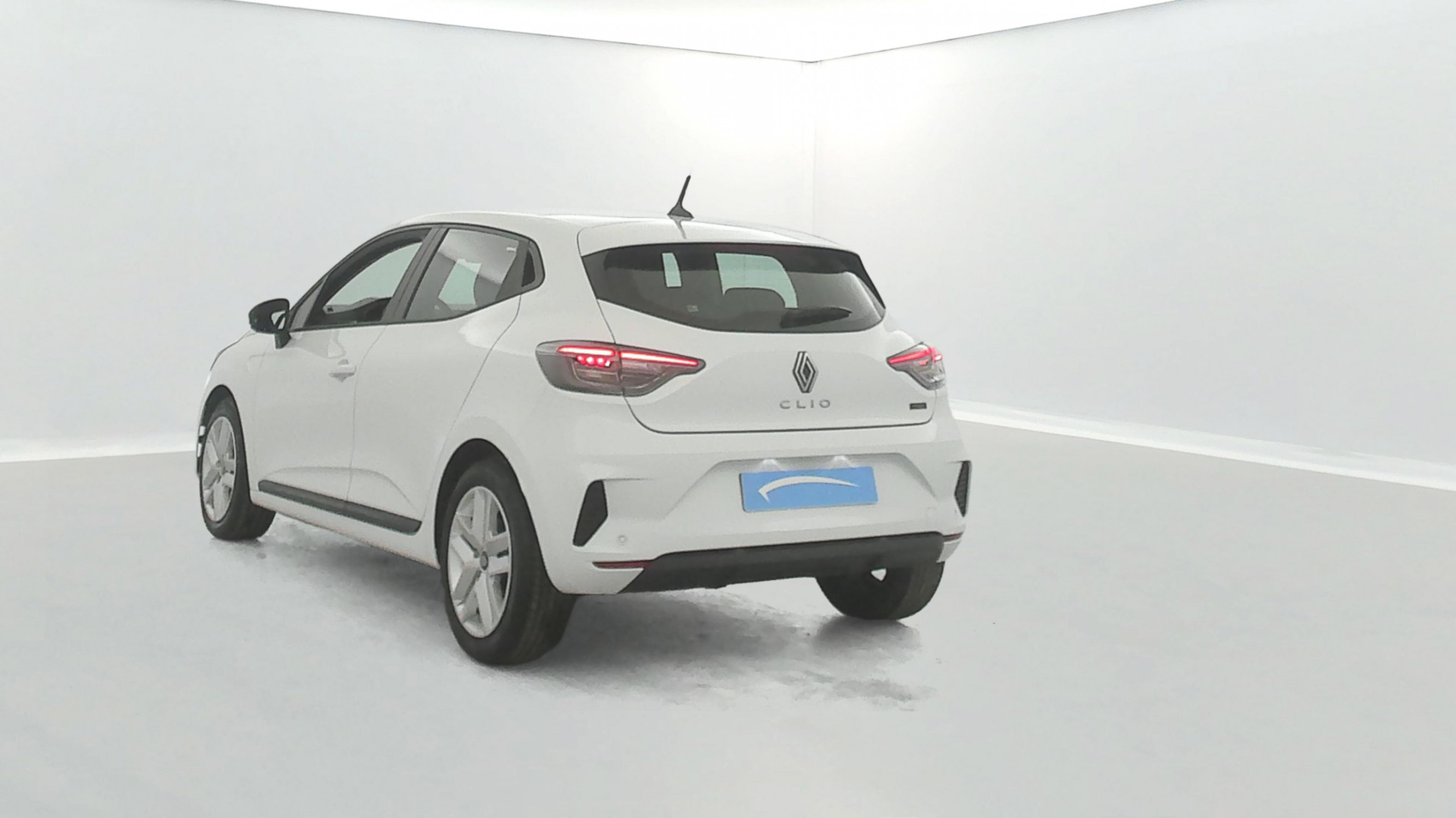 Vente en ligne Renault Clio 5 Clio E-Tech full hybrid 145 ch GSR2 au prix de 18 890 €