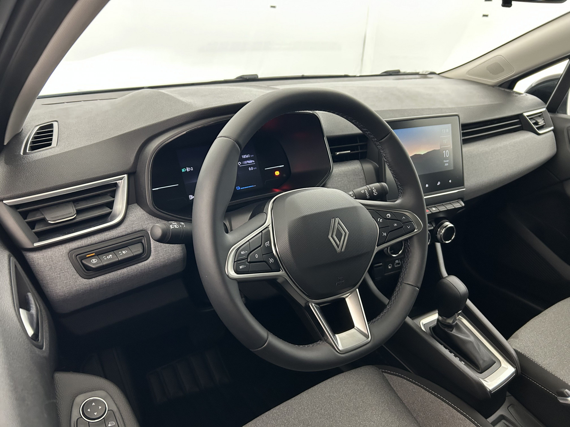 Vente en ligne Renault Clio 5 Clio E-Tech full hybrid 145 ch GSR2 au prix de 18 990 €