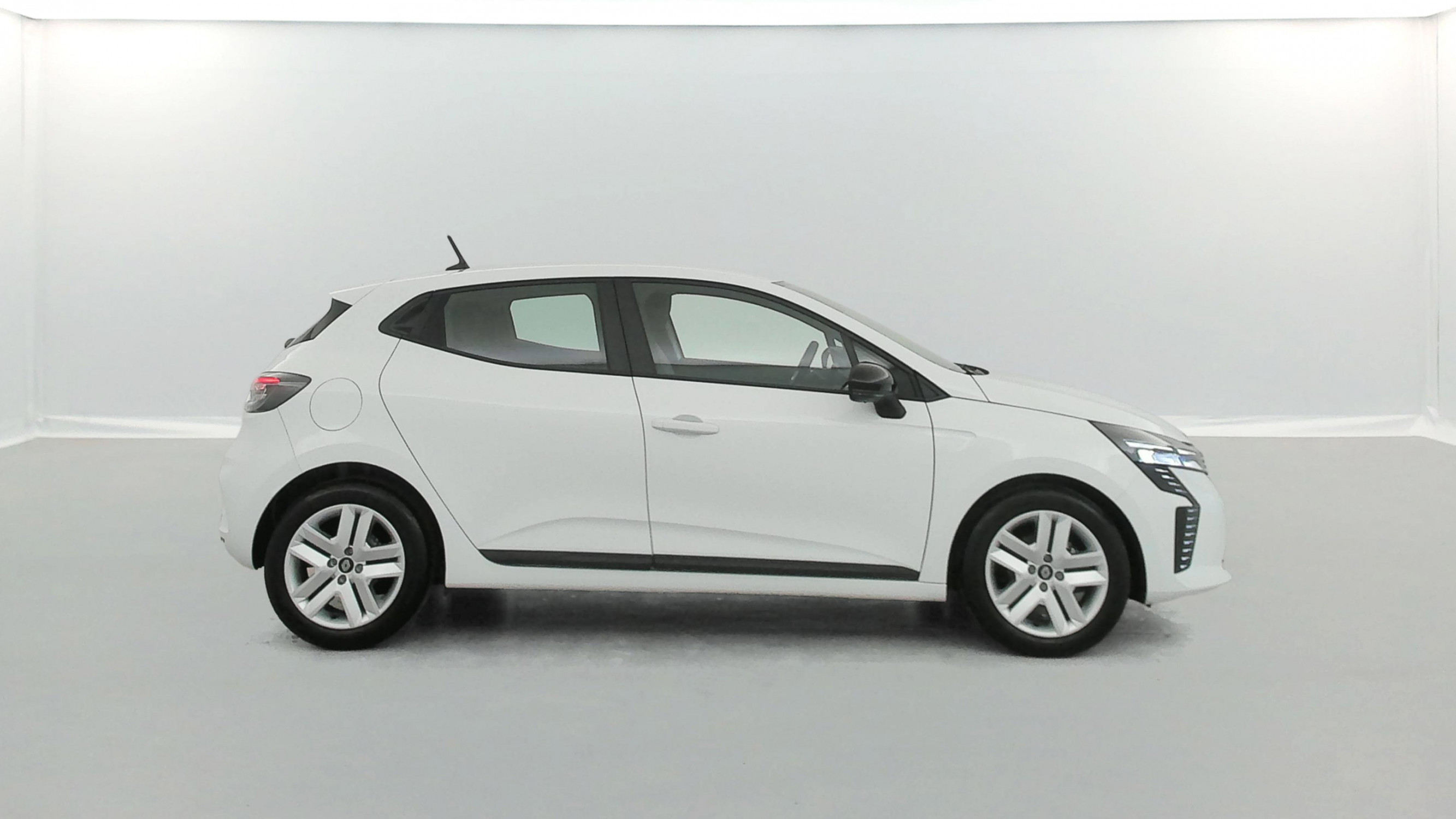 Vente en ligne Renault Clio 5 Clio TCe 90 ch GSR2 au prix de 16 290 €