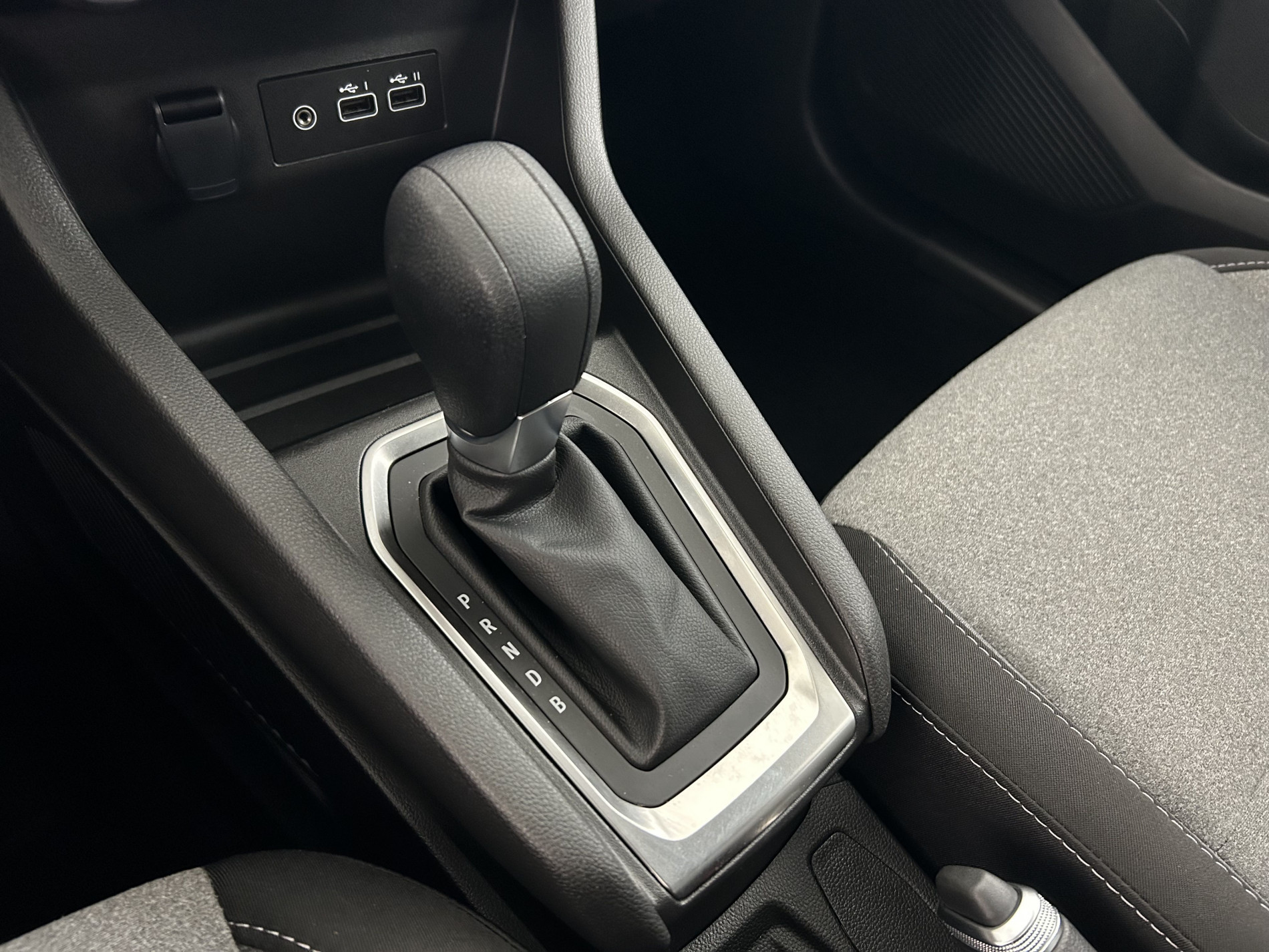 Vente en ligne Renault Clio 5 Clio E-Tech full hybrid 145 ch GSR2 au prix de 19 370 €