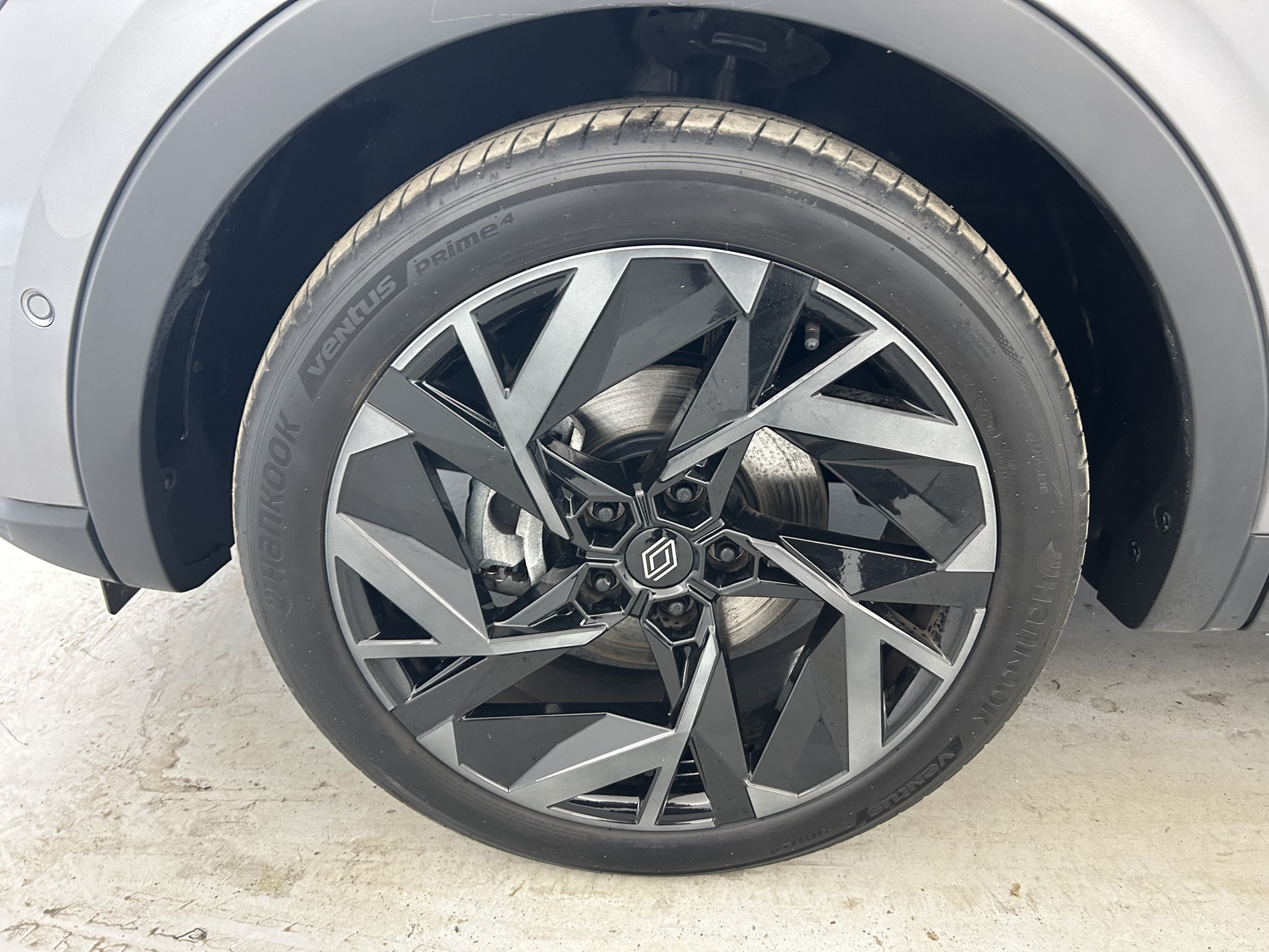 Vente en ligne Renault Arkana  E-Tech full hybrid 145 GSR2 au prix de 27 790 €