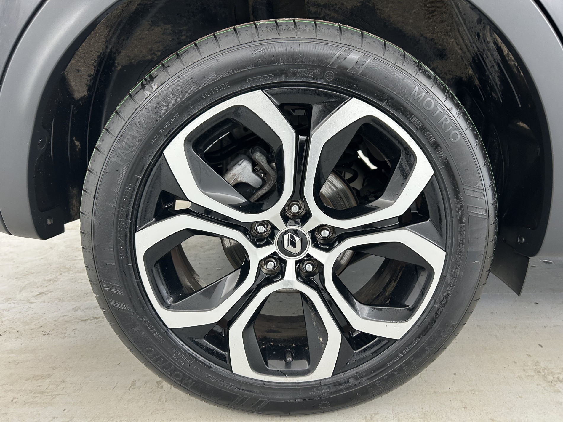 Vente en ligne Renault Arkana  E-Tech hybride 145 - 22 au prix de 19 270 €