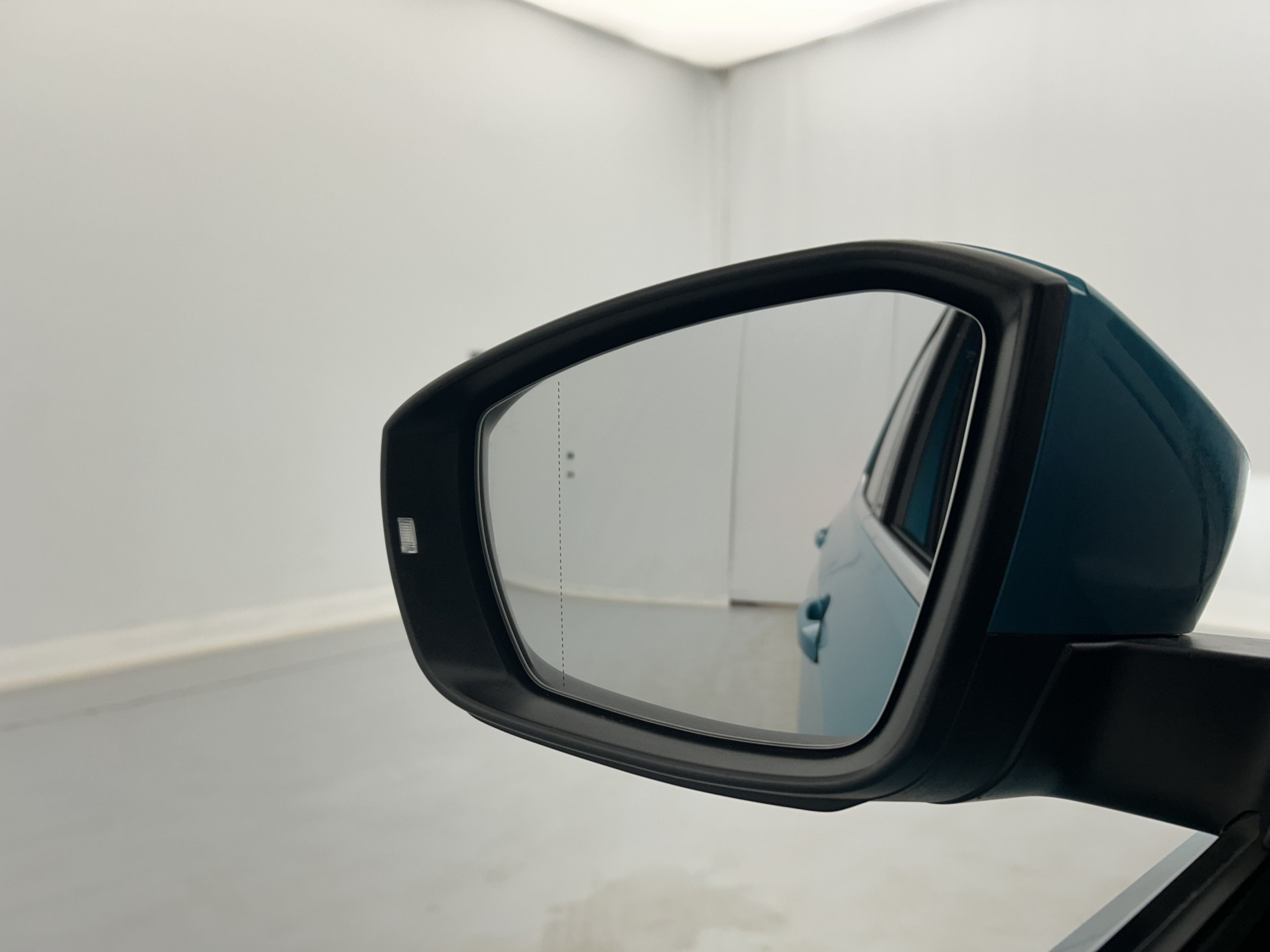 Vente en ligne Volkswagen T-Cross  1.0 TSI 110 Start/Stop DSG7 au prix de 20 990 €