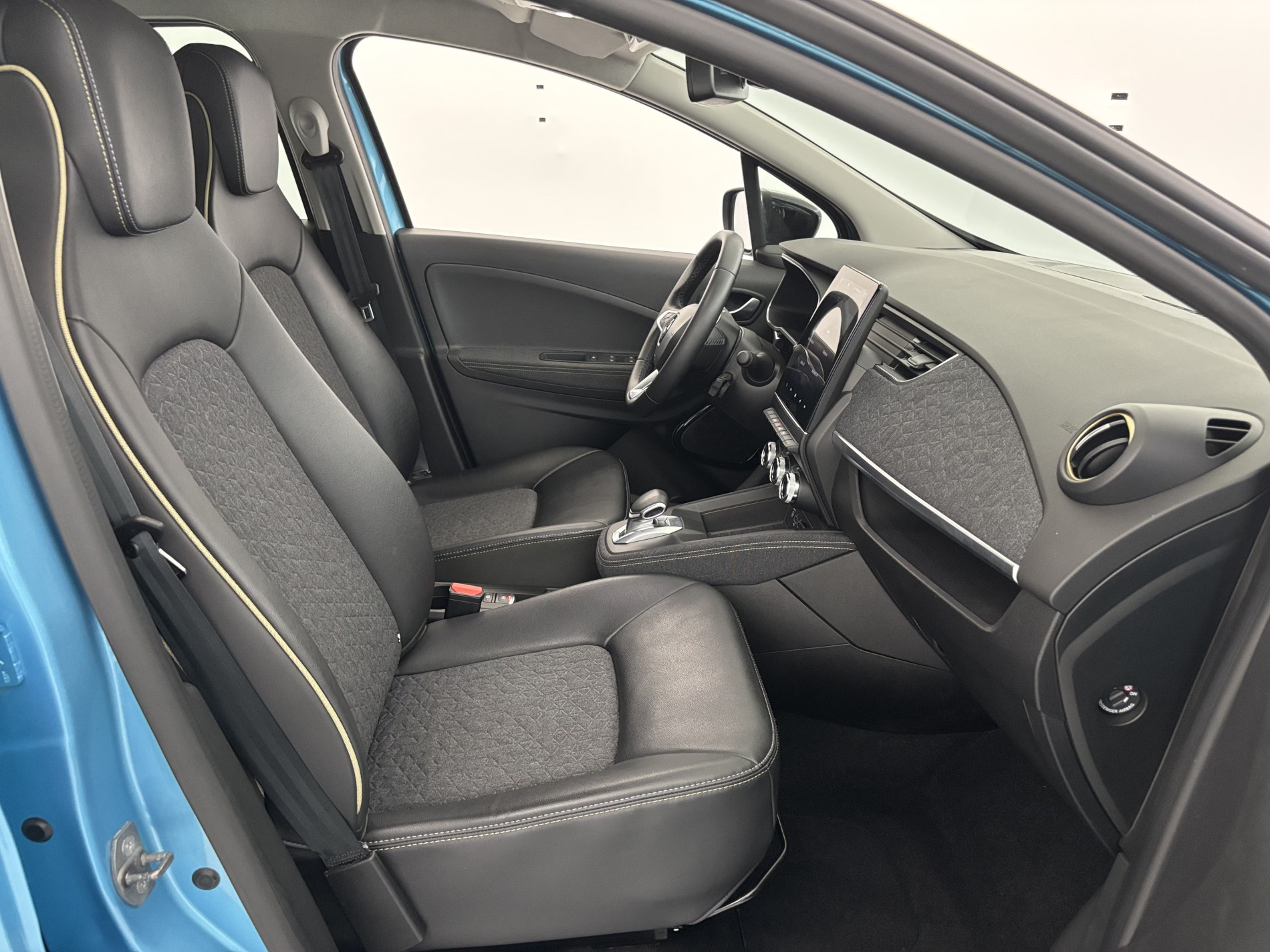 Vente en ligne Renault Zoé Zoe R135 - MY22 au prix de 19 990 €