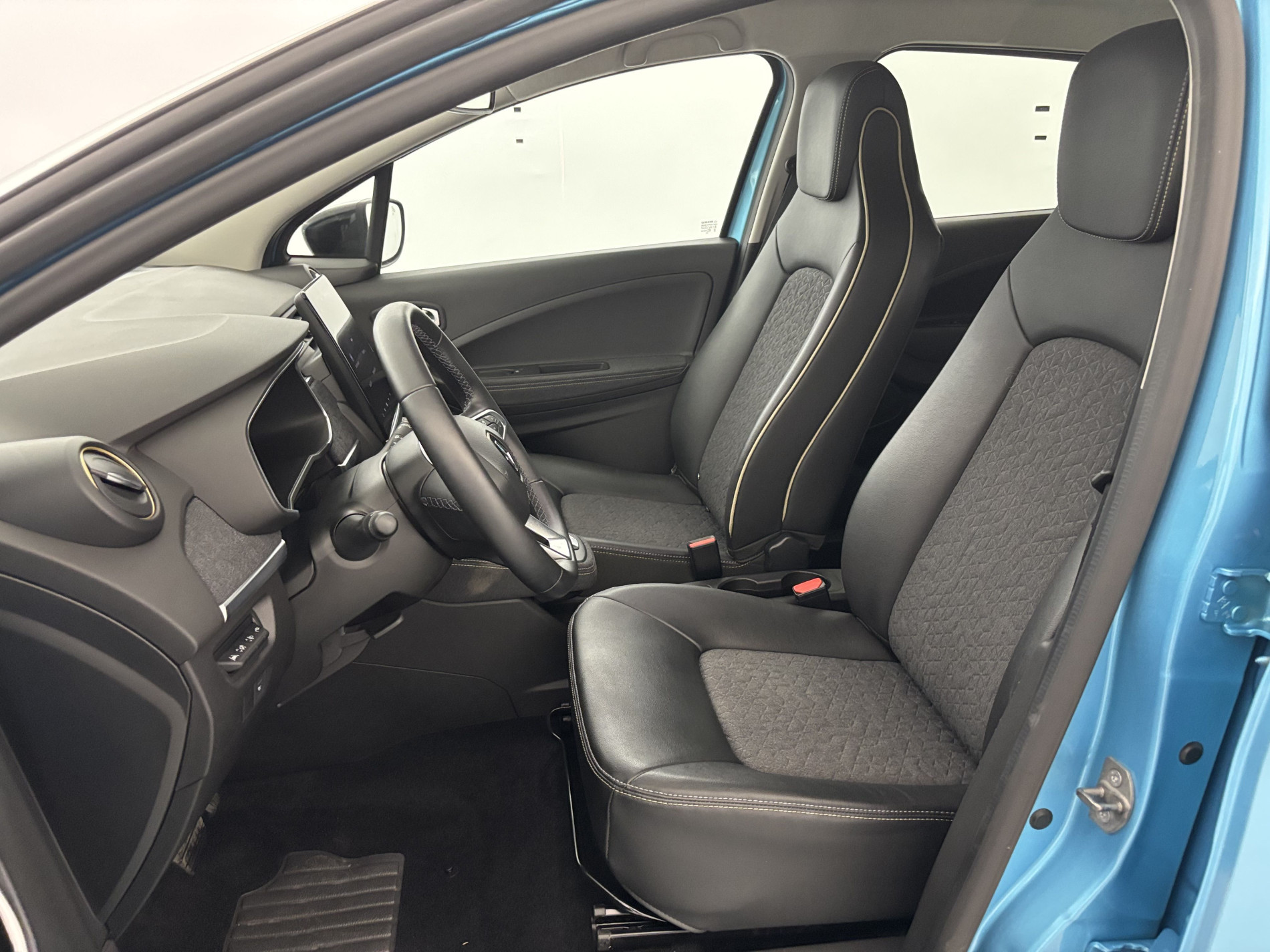 Vente en ligne Renault Zoé Zoe R135 - MY22 au prix de 19 990 €