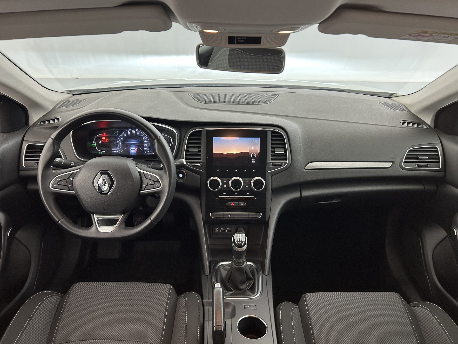 Vente en ligne Renault Megane 4 Estate  Blue dCi 115 au prix de 14 790 €